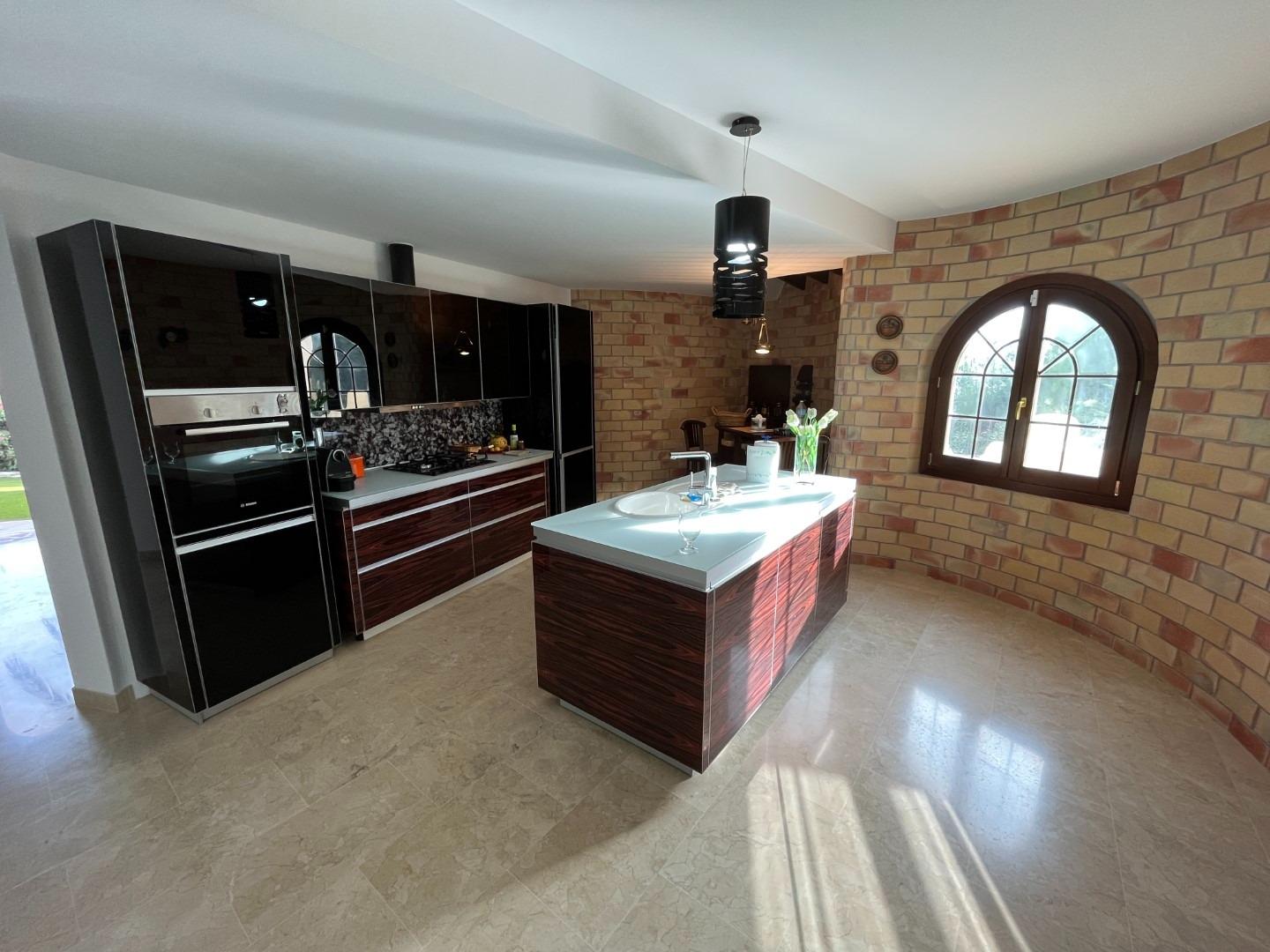 Villa en Altea La Vella, Alicante, España 4 dormitorios, 522 m2 No. 165293