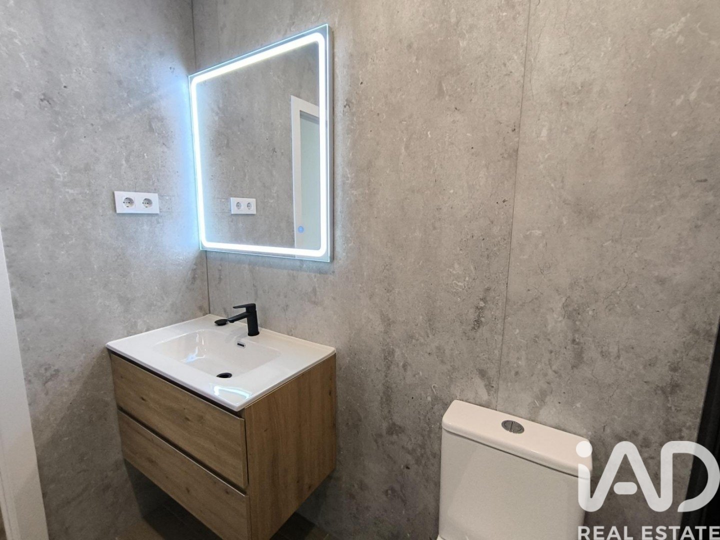 Dzīvoklis Madrid, Spānijā 2 istabas, 42 m2 Nr. 195028