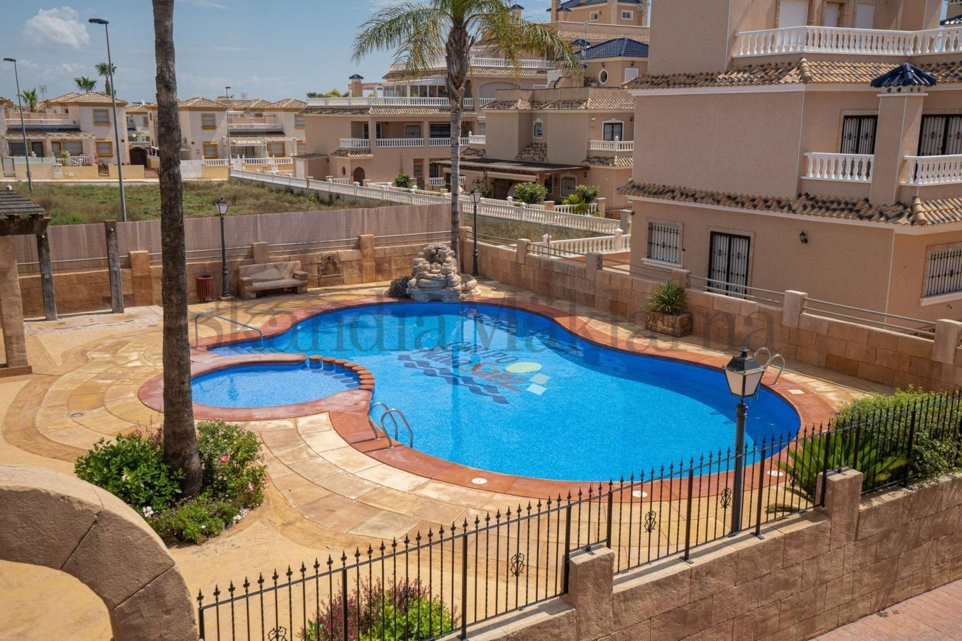 Rindu māja Los Dolses, Alicante, Spānijā 2 istabas, 120 m2 Nr. 192330