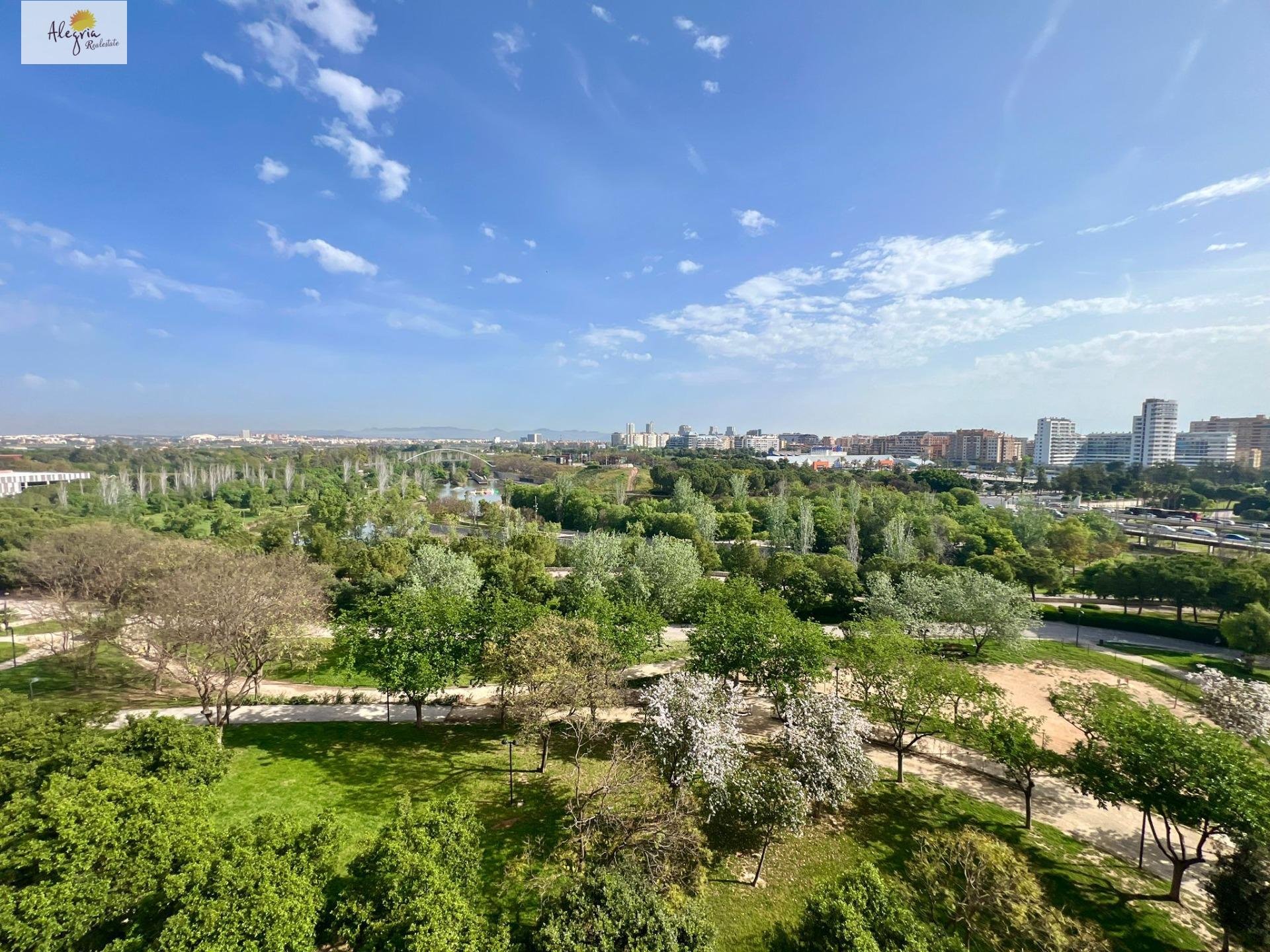 Huoneisto Mislata, Valencia, Espanja 1 makuuhuone, 110 m2 No. 167648