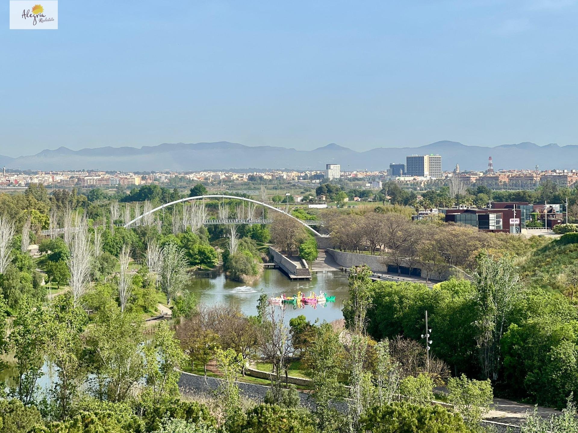 Huoneisto Mislata, Valencia, Espanja 1 makuuhuone, 110 m2 No. 167648