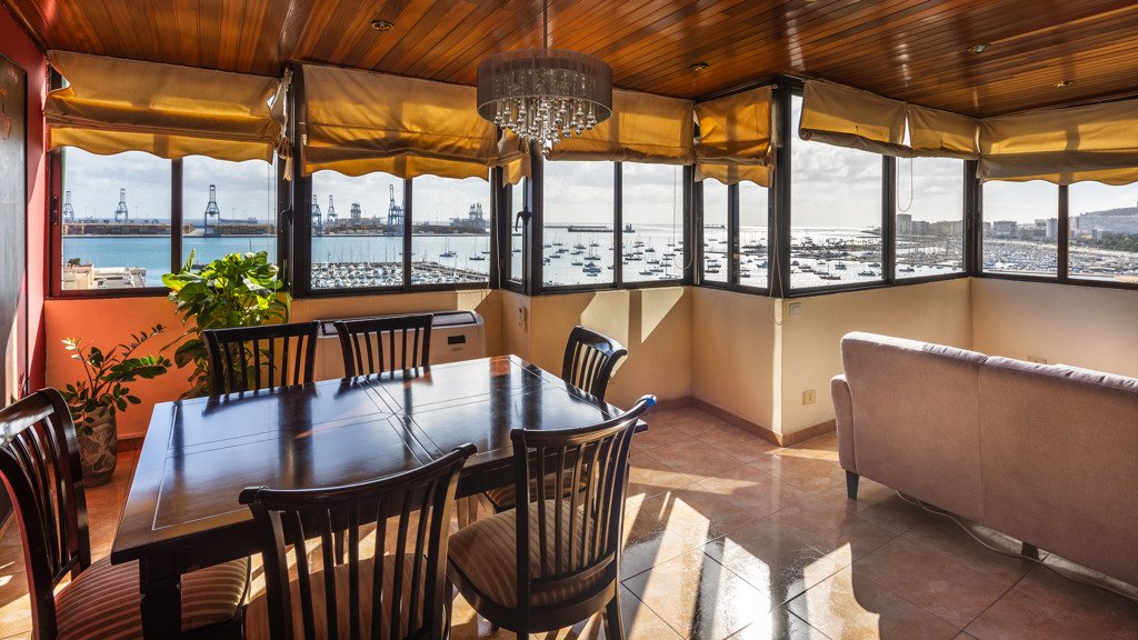 Penthouse in Las Palmas De Gran Canaria, Gran Canaria, Spain 3 bedrooms, 225 sq.m. No. 167654