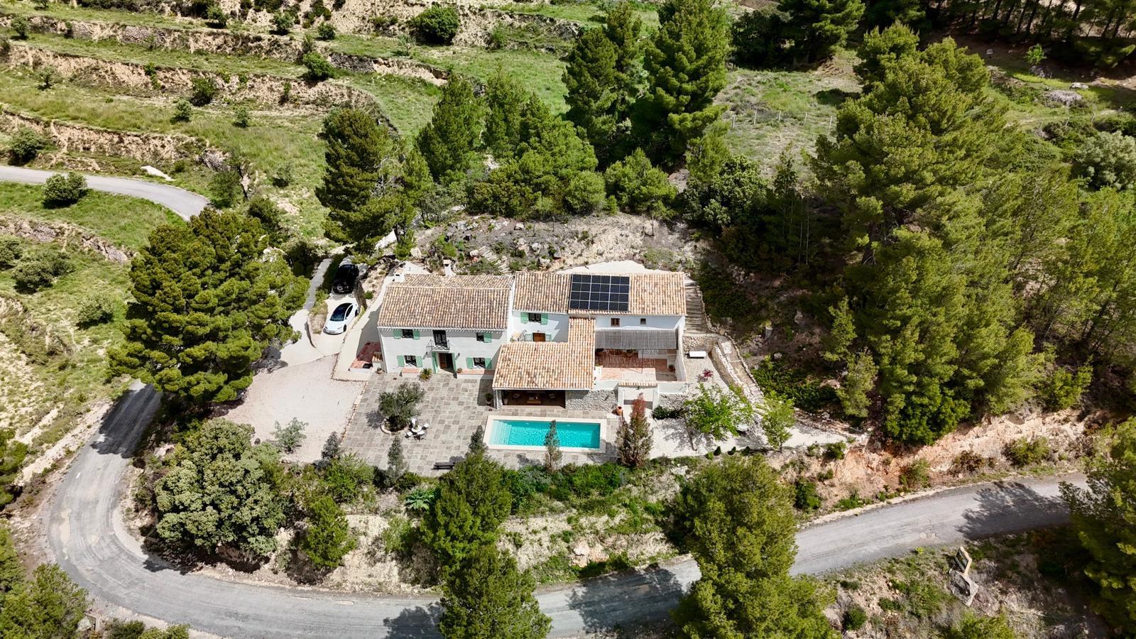 Huvila Sella, Alicante, Espanja 3 makuuhuonetta, 354 m2 No. 167653
