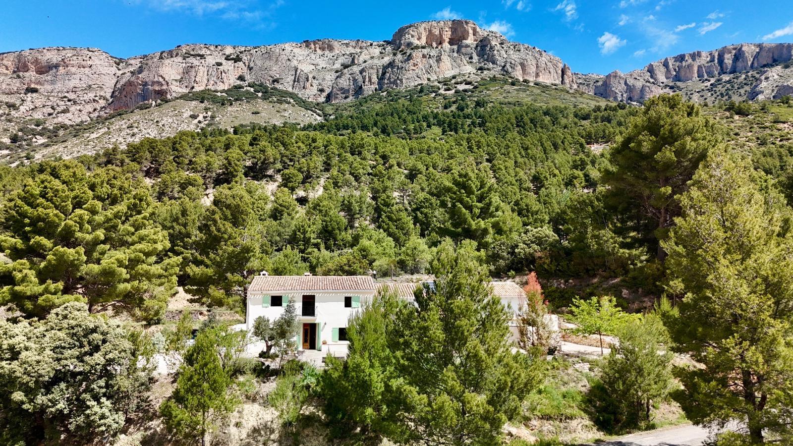 Huvila Sella, Alicante, Espanja 3 makuuhuonetta, 354 m2 No. 167653