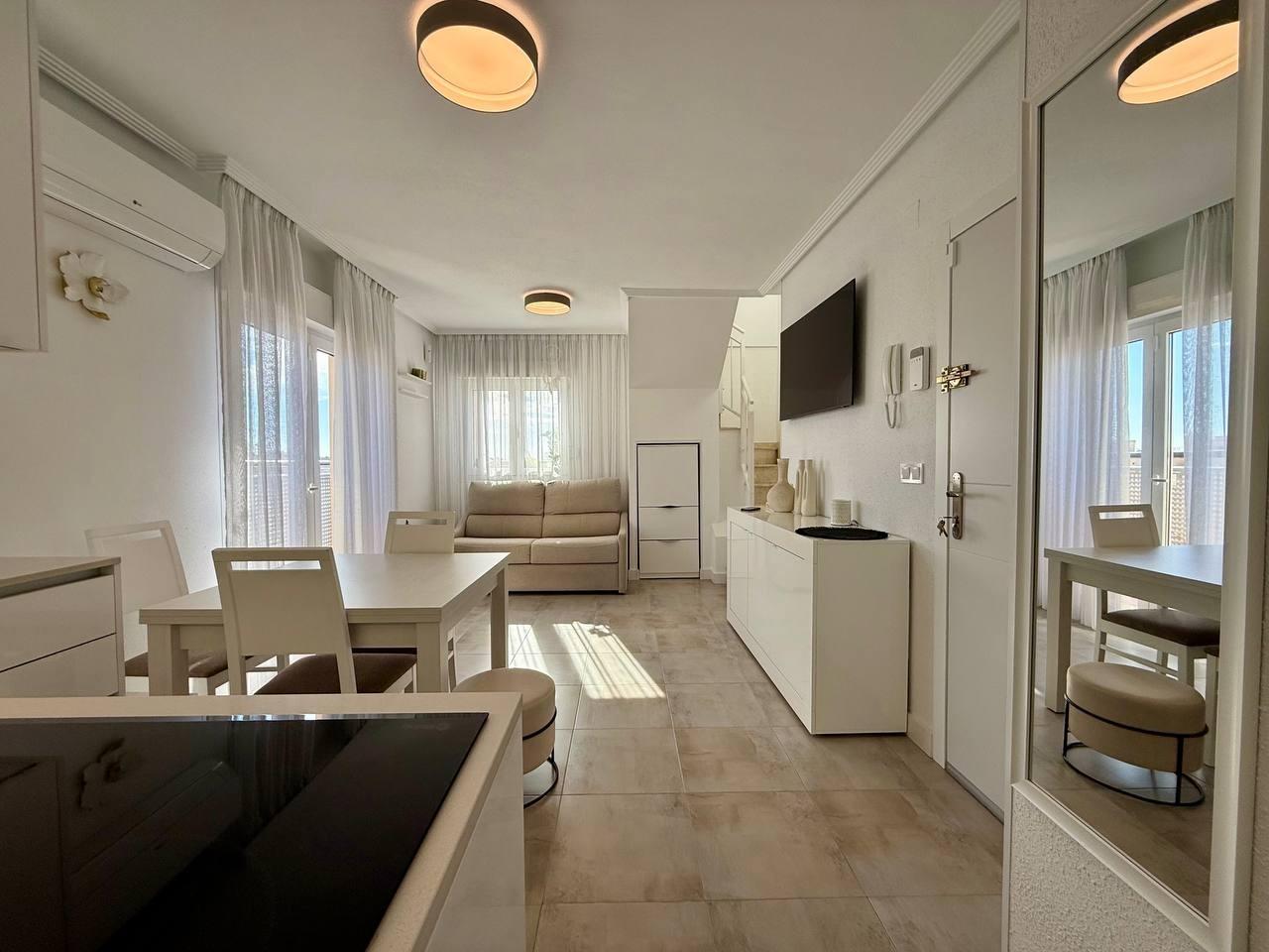 Penthouse in Nueva Torrevieja, Alicante, Spain 1 bedroom, 68 sq.m. No. 182913