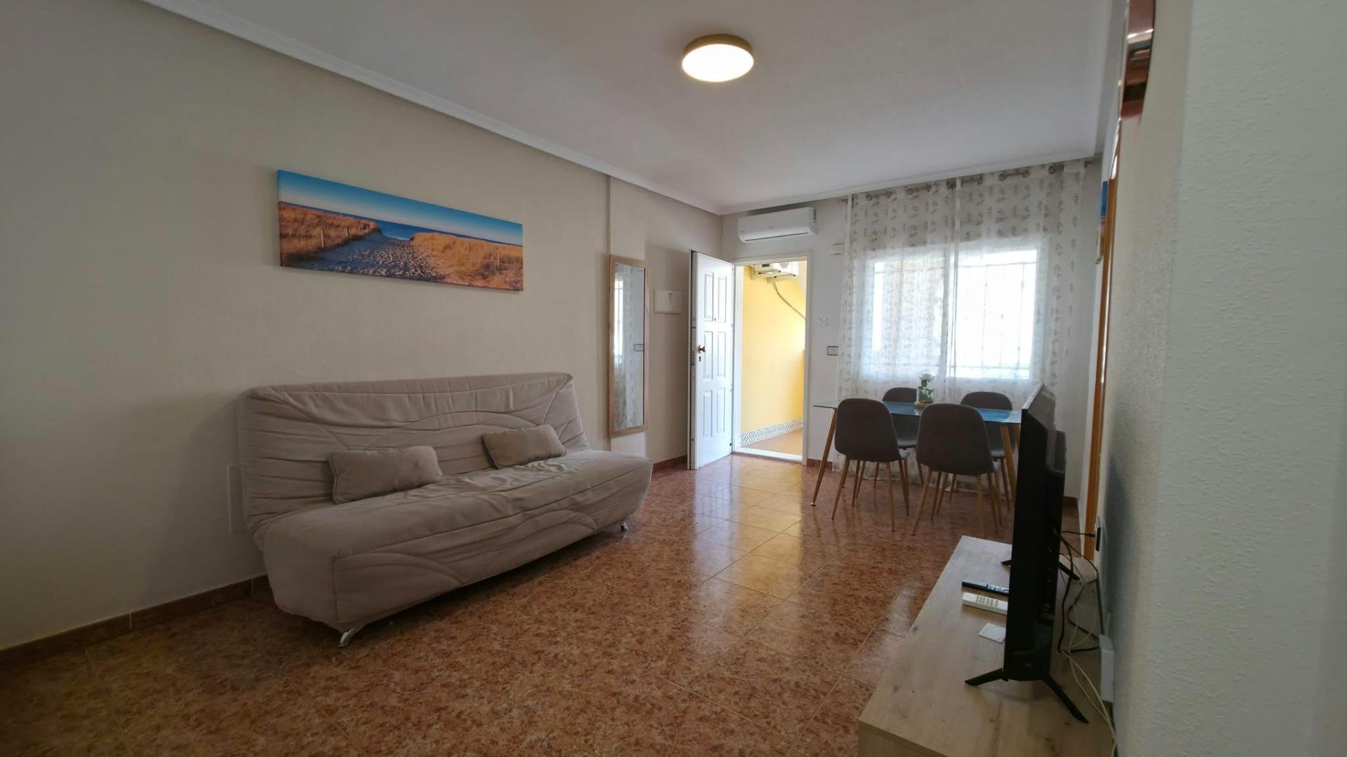 Bungalow in Torrevieja, Alicante, Spain 2 bedrooms, 62 sq.m. No. 182910