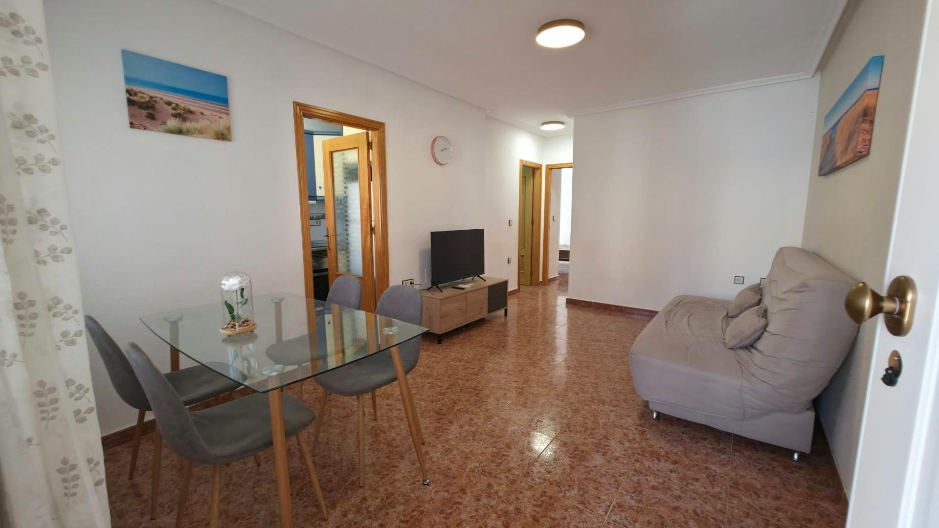 Bungalow in Torrevieja, Alicante, Spain 2 bedrooms, 62 sq.m. No. 182910