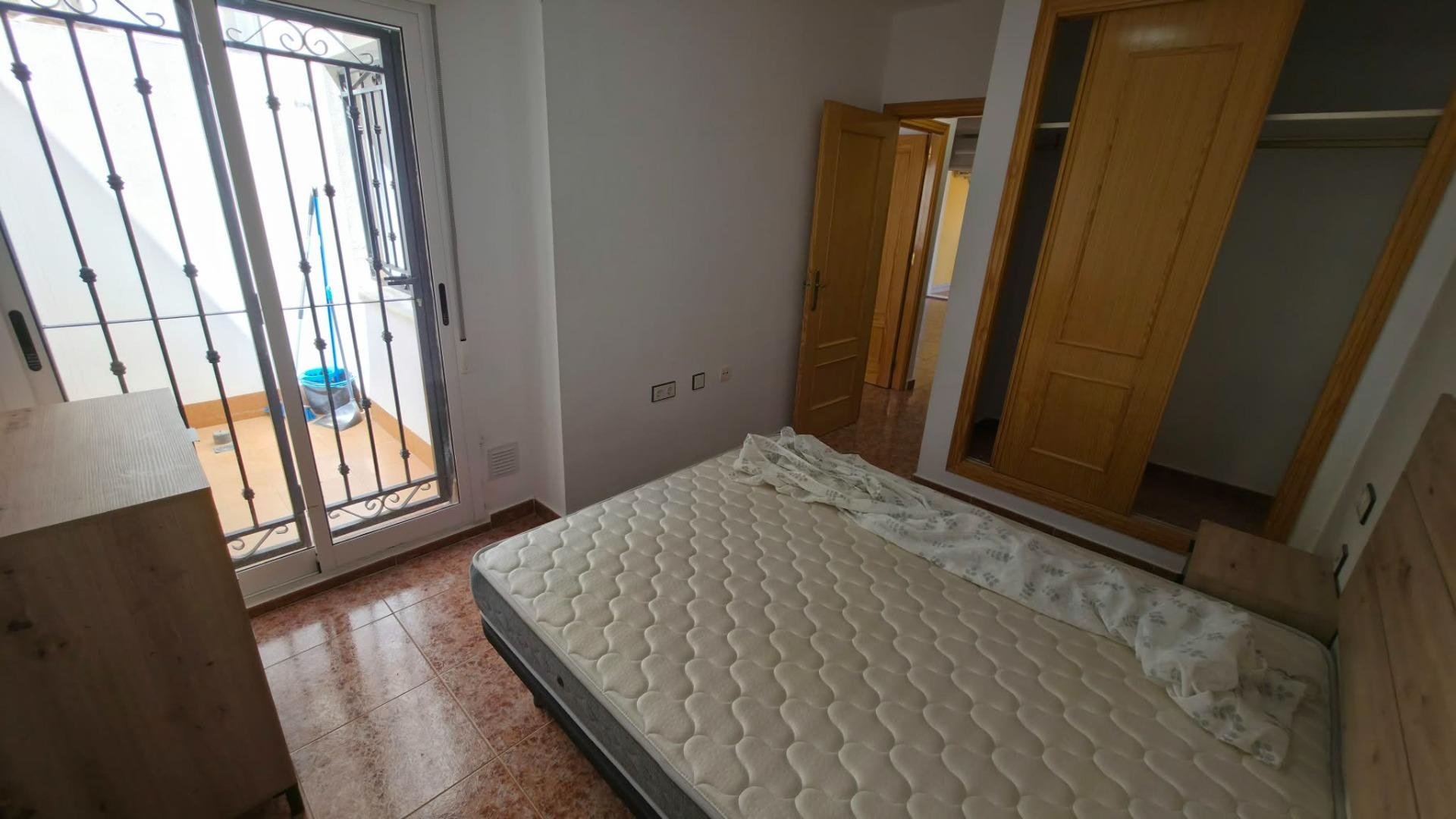 Bungalow in Torrevieja, Alicante, Spain 2 bedrooms, 62 sq.m. No. 182910