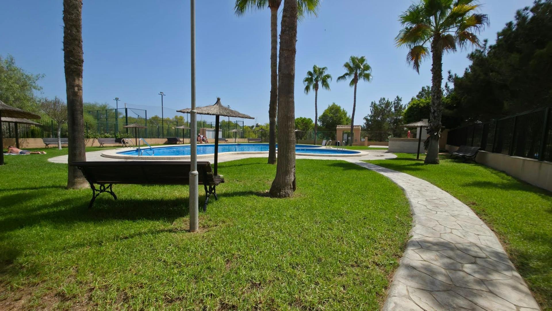 Bungalow in Torrevieja, Alicante, Spain 2 bedrooms, 62 sq.m. No. 182910