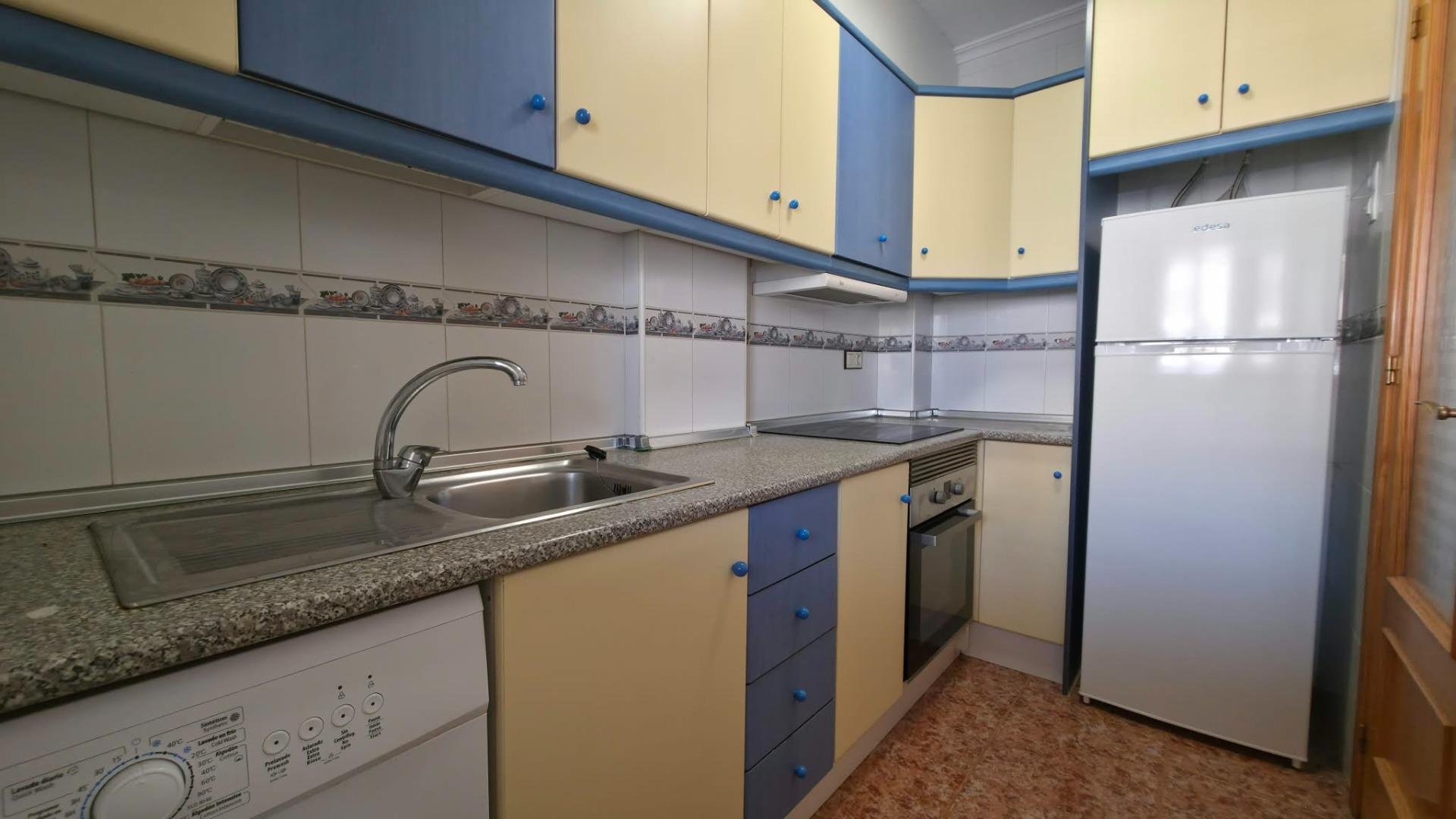 Bungalow in Torrevieja, Alicante, Spain 2 bedrooms, 62 sq.m. No. 182910