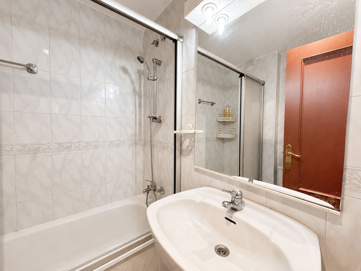 Villetta a schiera a Lloret de Mar, Girona, Spagna 3 camere da letto, 186 mq. N° 168100