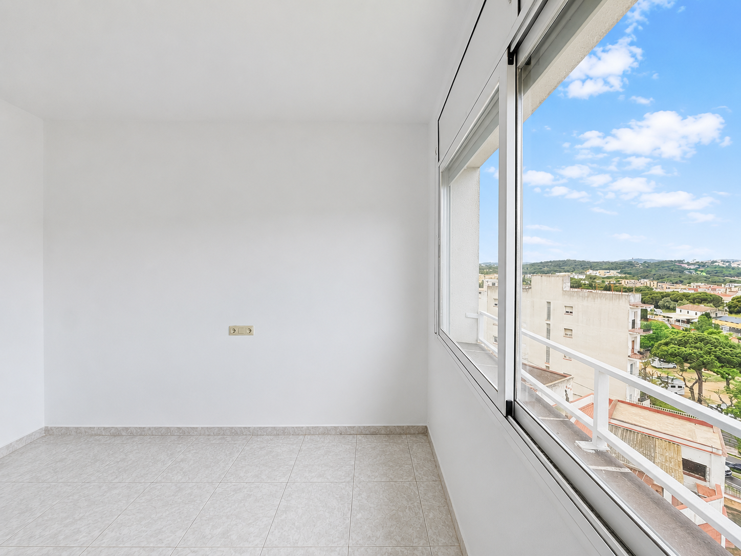 Villetta a schiera a Lloret de Mar, Girona, Spagna 3 camere da letto, 186 mq. N° 168100