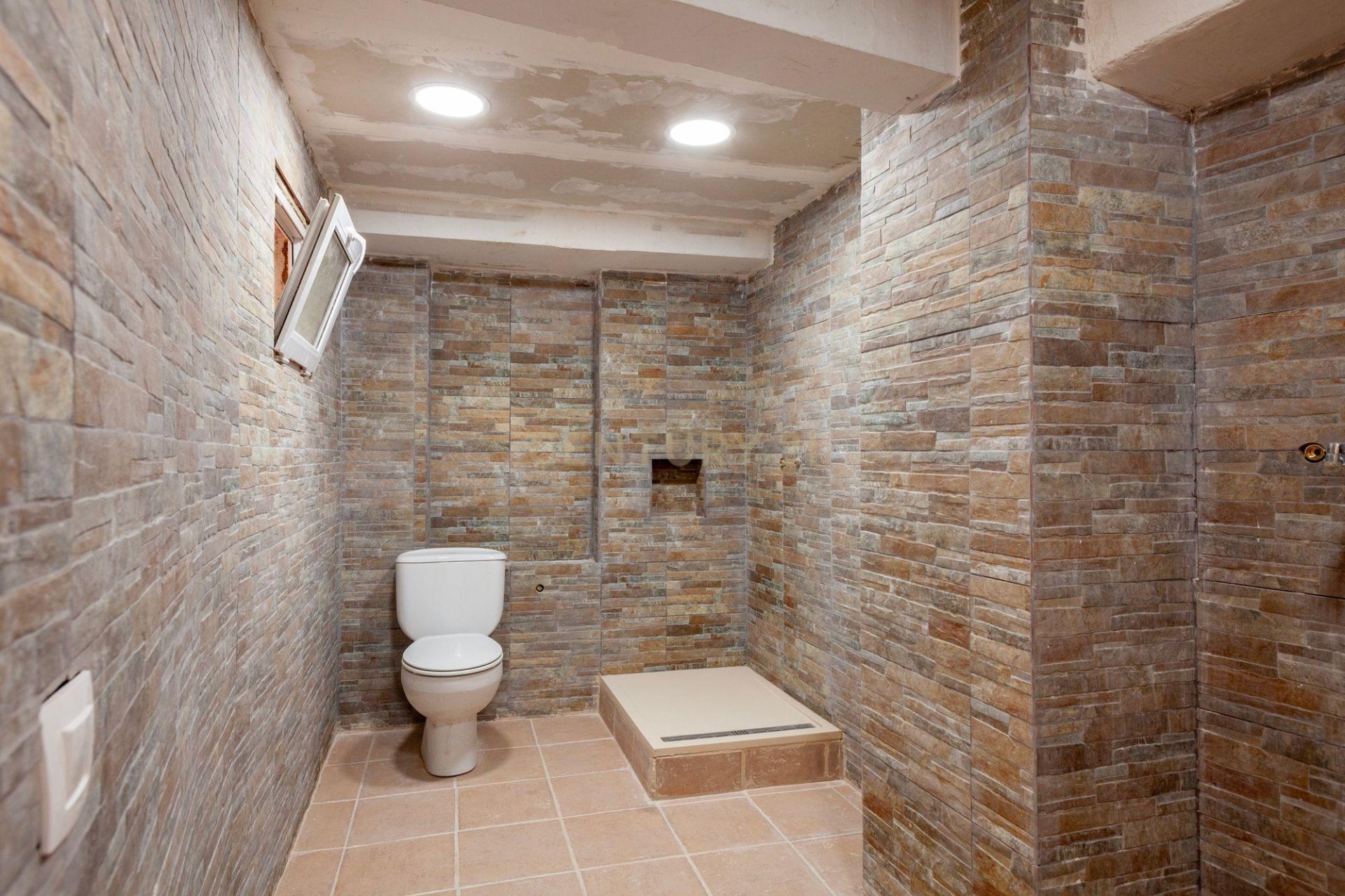 Lokal usługowy w Premia De Dalt, Barcelona, Hiszpania 105 mkw. nr 186379