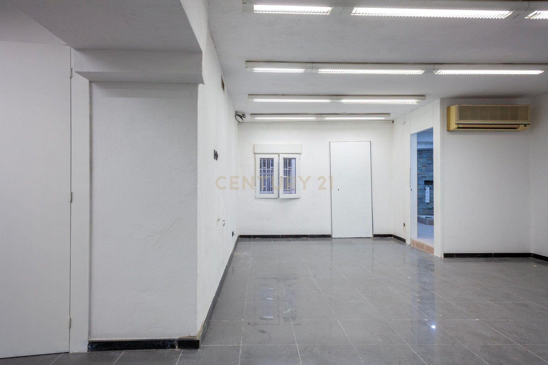 Lokal usługowy w Premia De Dalt, Barcelona, Hiszpania 105 mkw. nr 186379