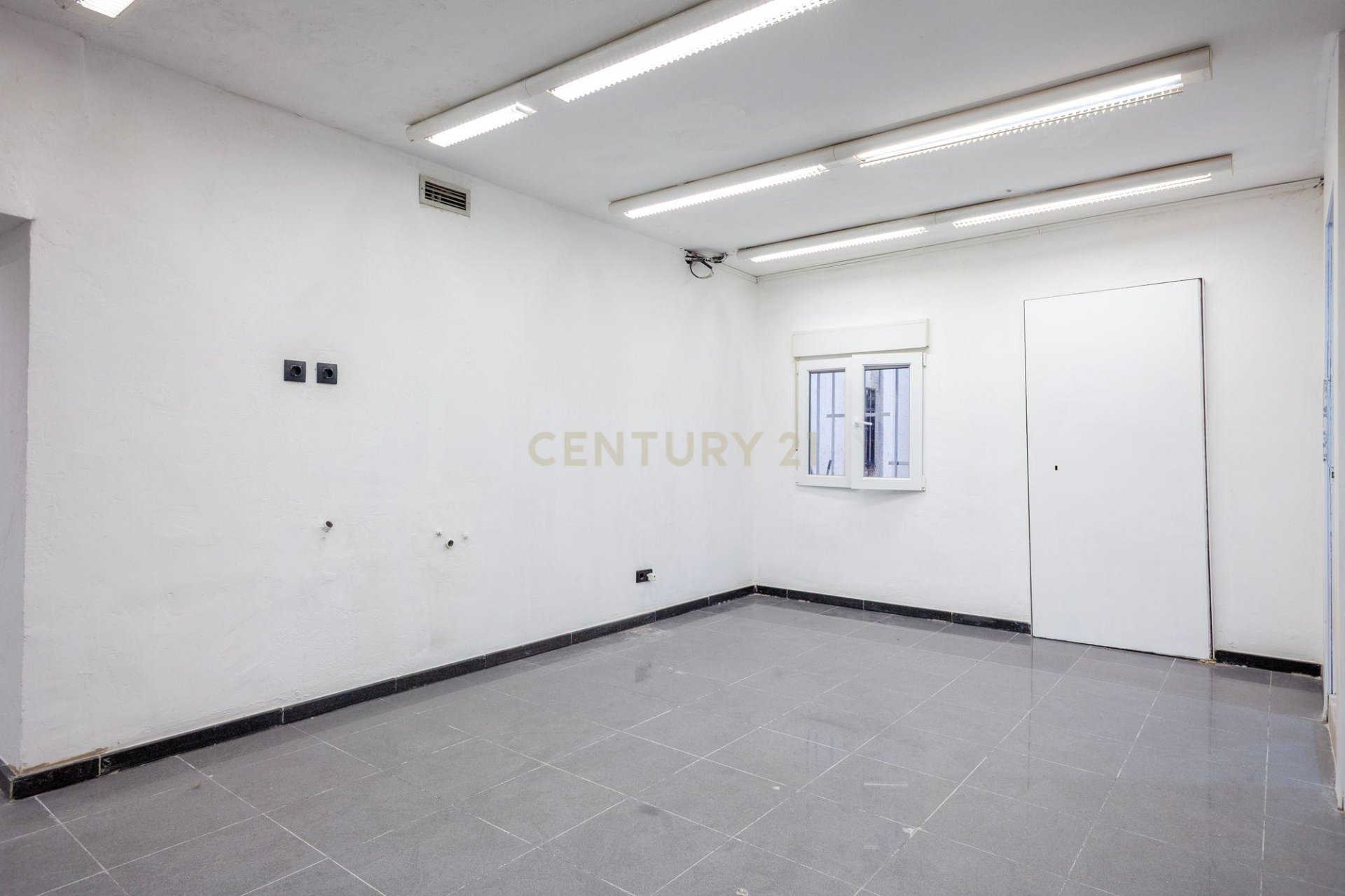 Lokal usługowy w Premia De Dalt, Barcelona, Hiszpania 105 mkw. nr 186379
