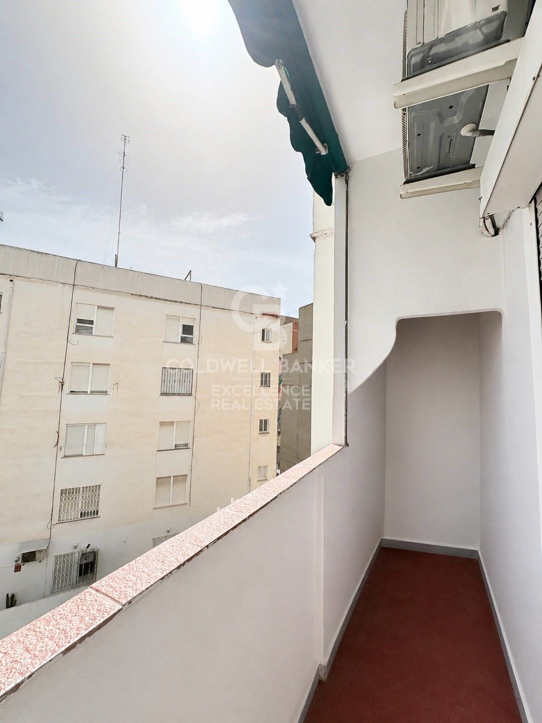 Lägenhet i Valencia, Spanien 3 sovrum, 109 kvm. Nr. 178439