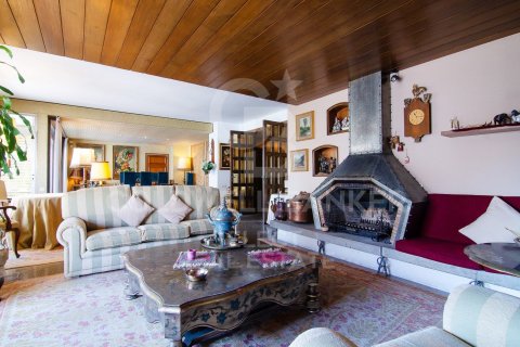 Dzīvoklis Sabadell, Barcelona, Spānijā 6 istabas, 412 m2 Nr. 178441