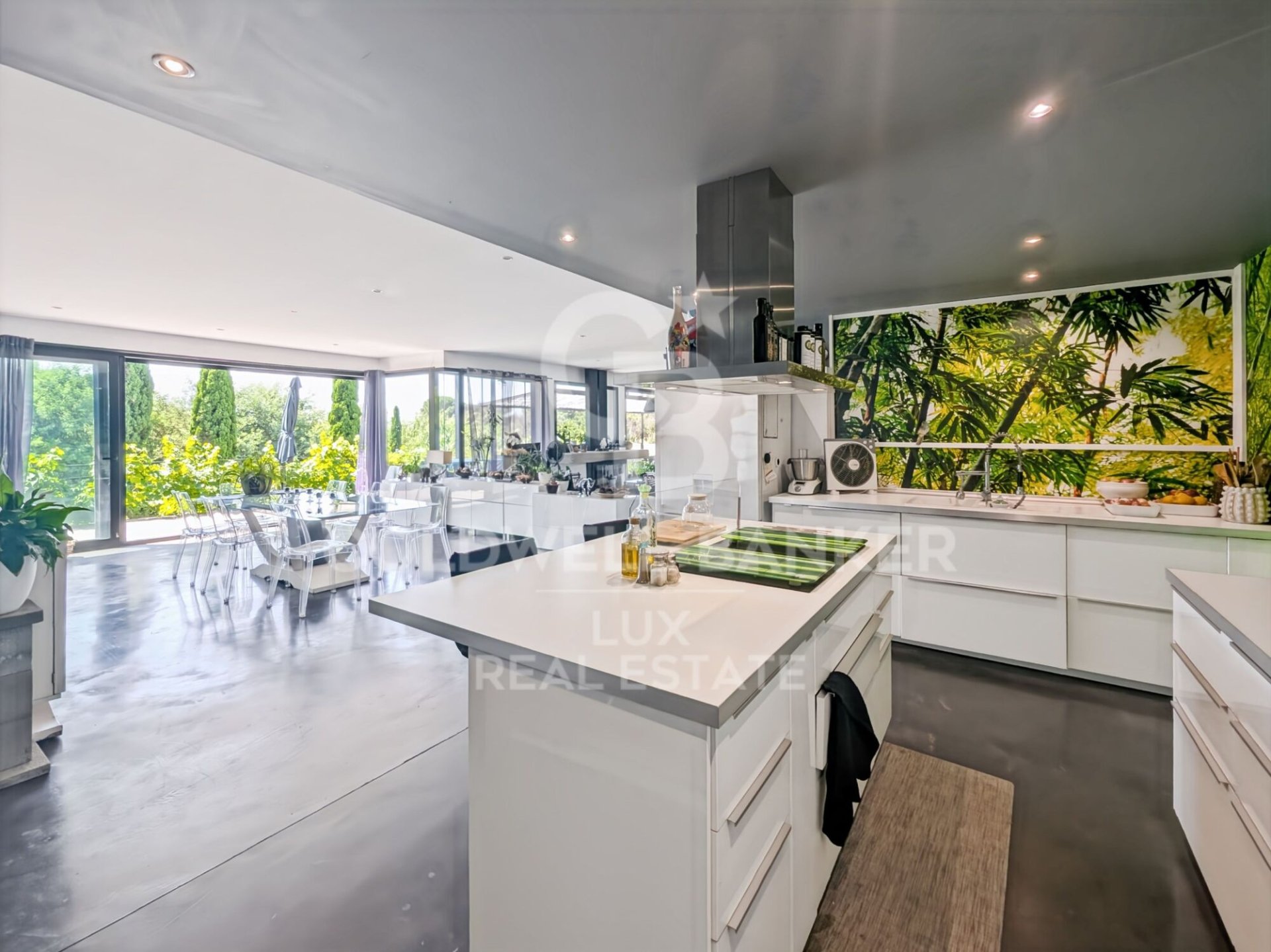 House in Girona, Spain 4 bedrooms, 541 sq.m. No. 178442