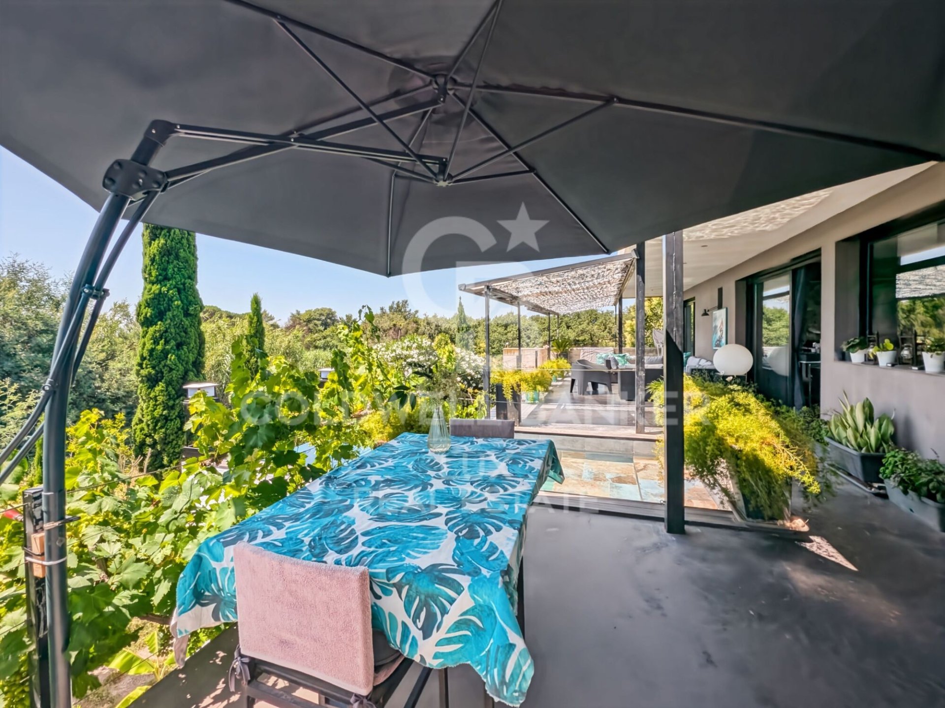 House in Girona, Spain 4 bedrooms, 541 sq.m. No. 178442
