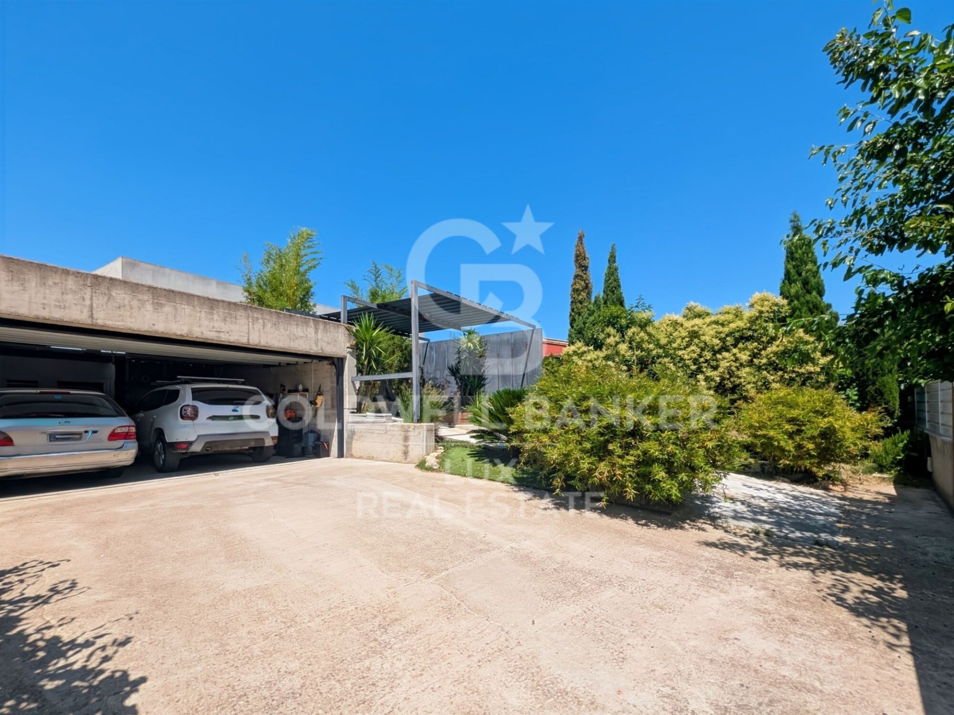 House in Girona, Spain 4 bedrooms, 541 sq.m. No. 178442
