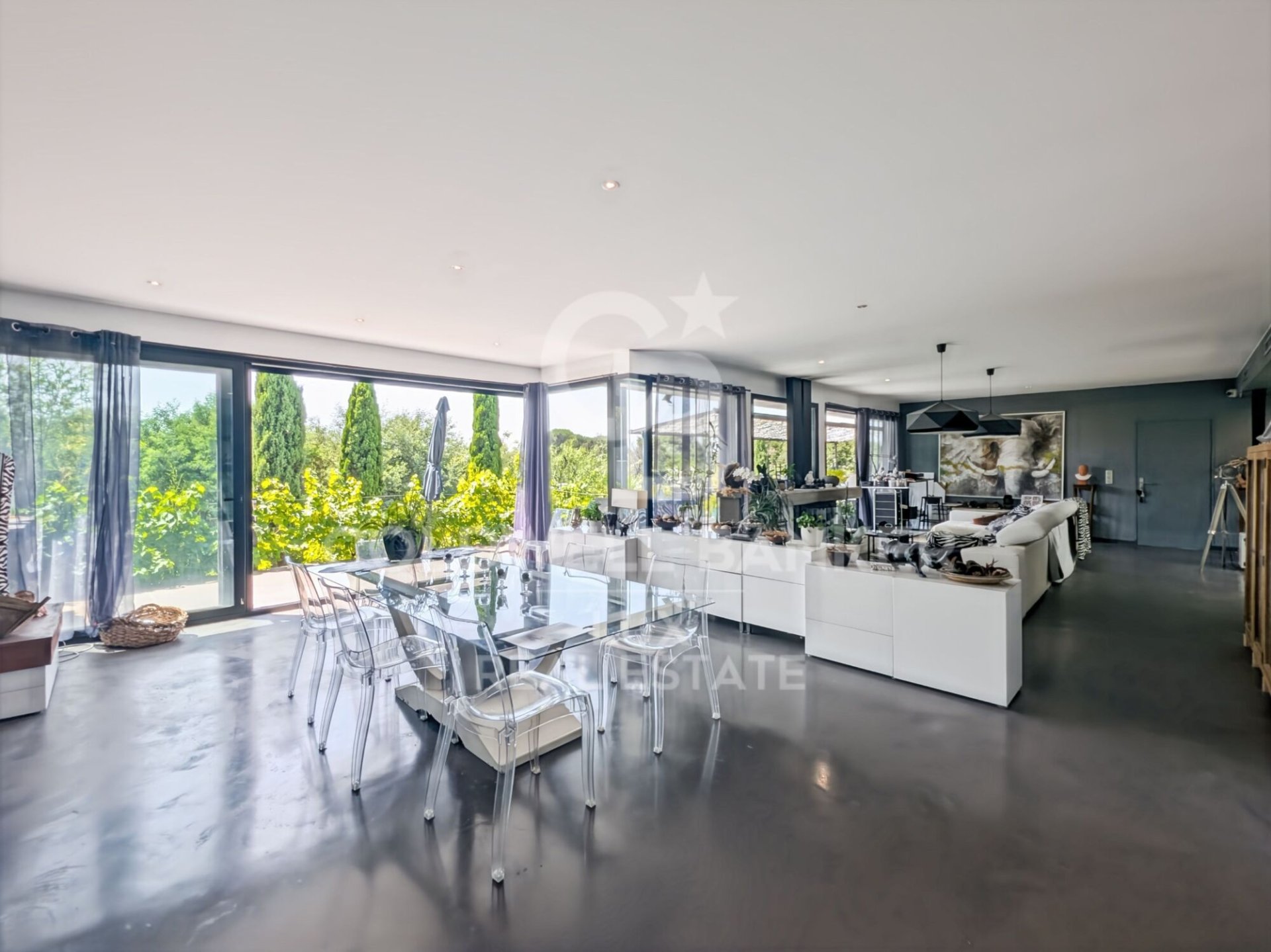 House in Girona, Spain 4 bedrooms, 541 sq.m. No. 178442