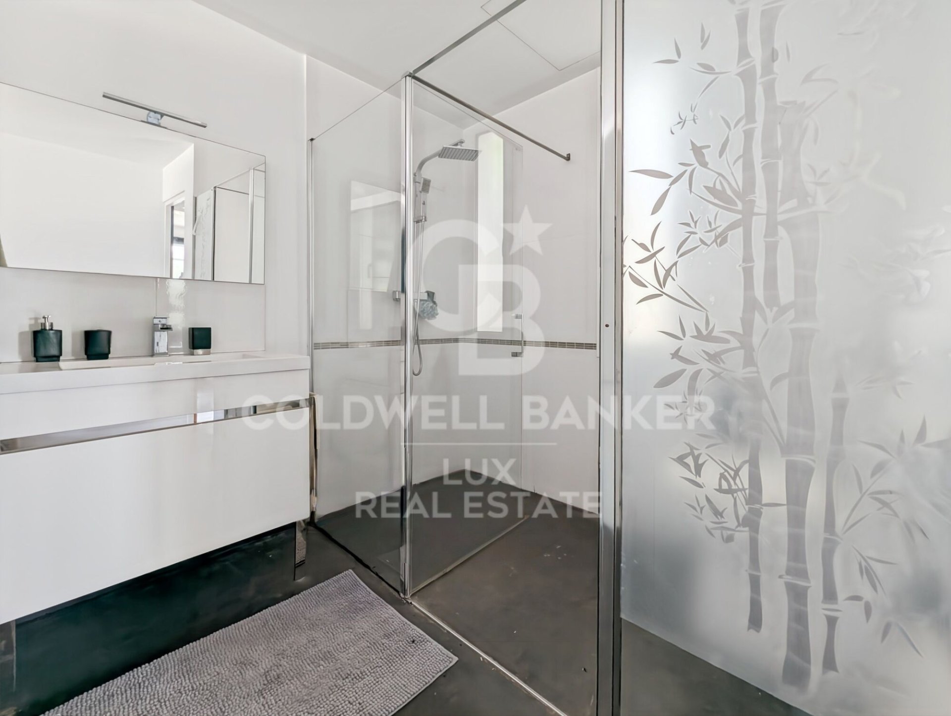House in Girona, Spain 4 bedrooms, 541 sq.m. No. 178442