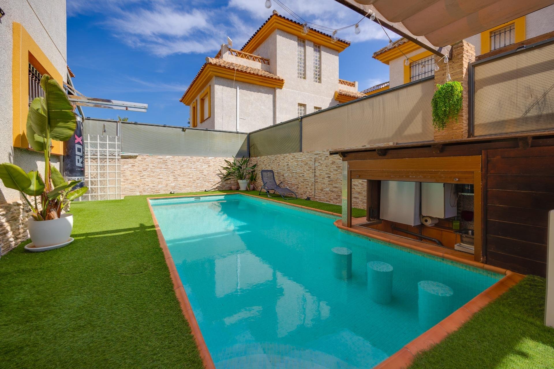 Villa en Los Montesinos, Alicante, España 3 dormitorios, 100 m2 No. 156253