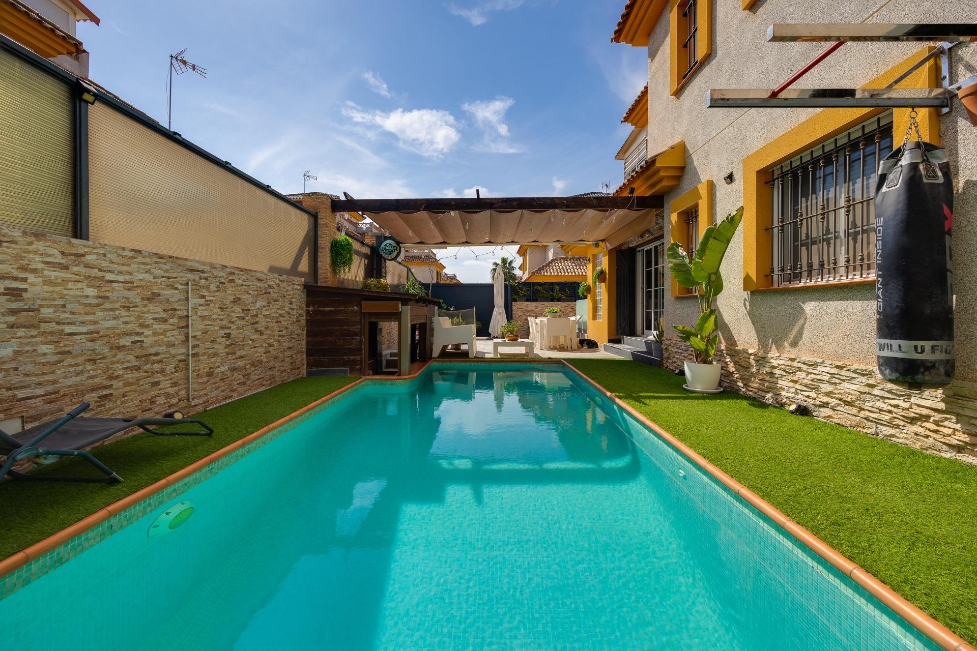 Villa en Los Montesinos, Alicante, España 3 dormitorios, 100 m2 No. 156253