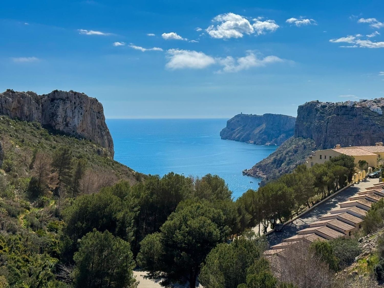 Villa in Benitachell, Alicante, Spain 4 bedrooms, 210 sq.m. No. 180072