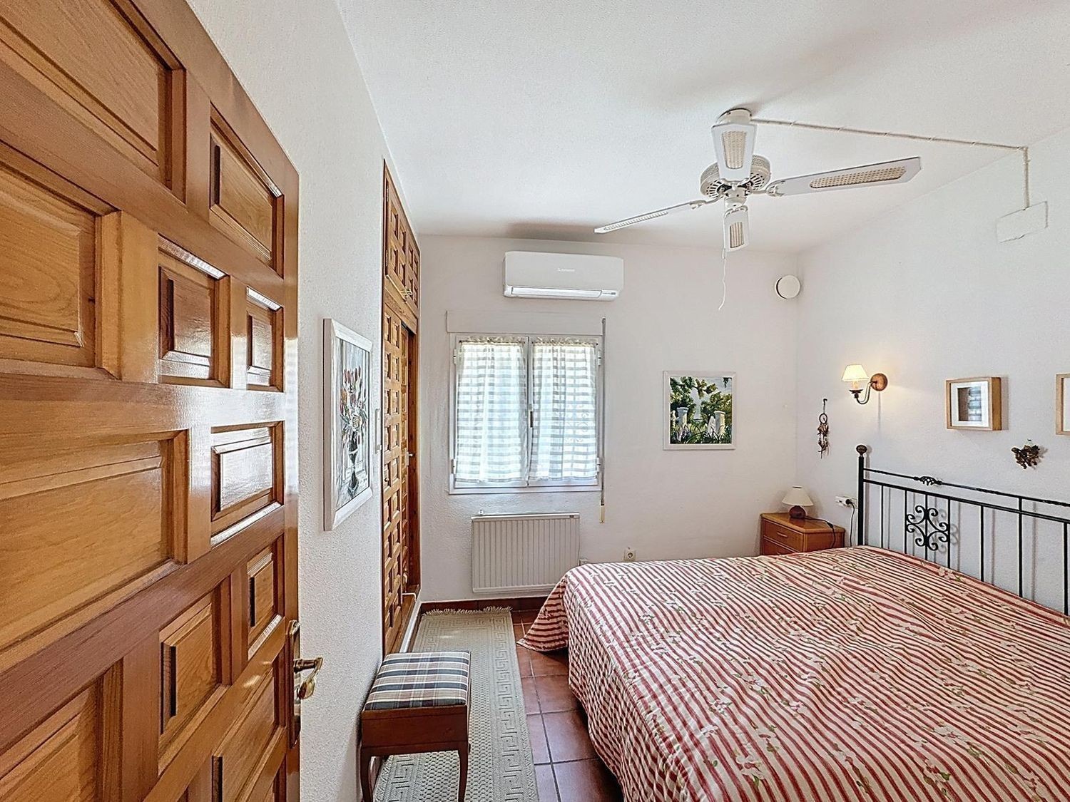 Villa in Benitachell, Alicante, Spain 4 bedrooms, 210 sq.m. No. 180072