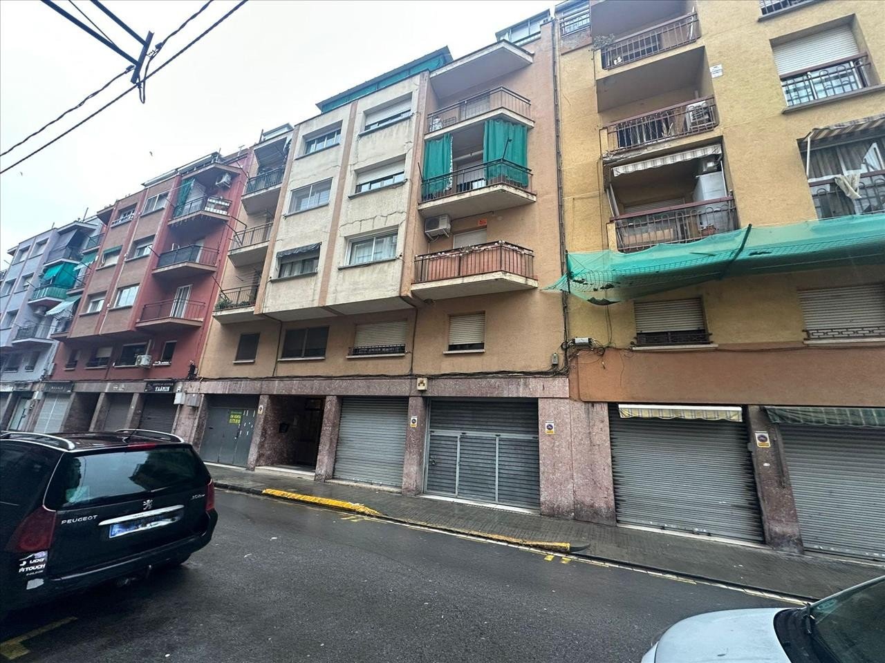 Kommersiell fastighet i Montcada i Reixac, Barcelona, Spanien 221 kvm. Nr. 191212
