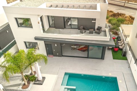 Huvila Algorfa, Alicante, Espanja 4 makuuhuonetta, 124 m2 No. 195467