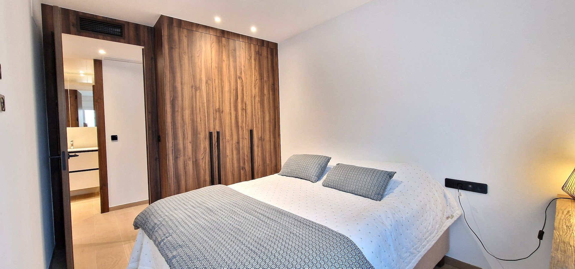 Bungalow in Algorfa, Alicante, Spain 3 bedrooms, 95 sq.m. No. 195468