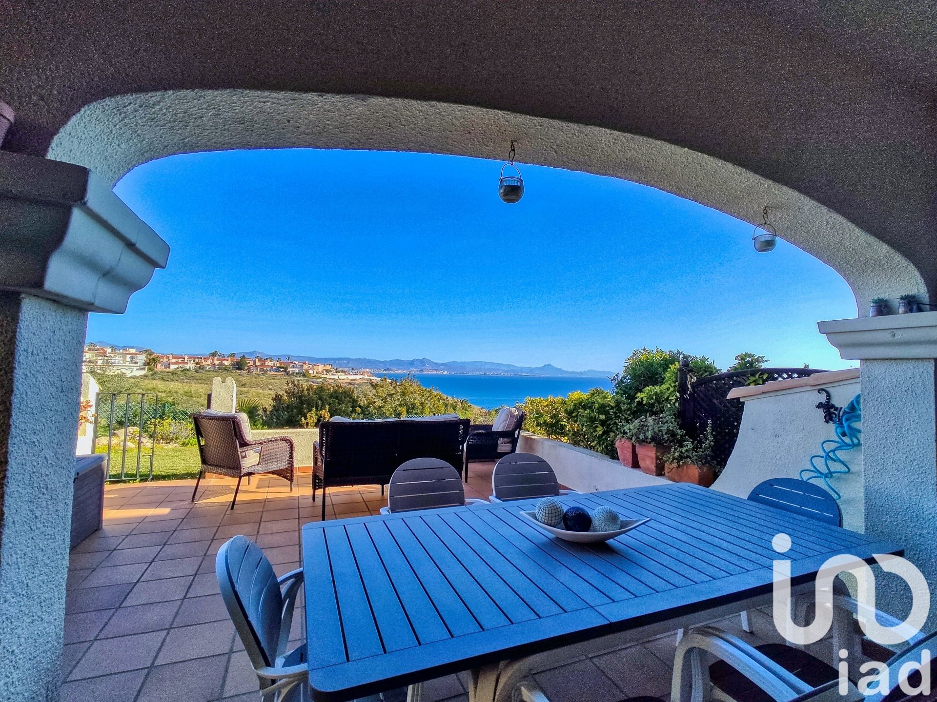 Radhus i Santa Pola, Alicante, Spanien 4 sovrum, 200 kvm. Nr. 153591