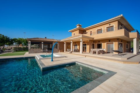 Villa in Torremendo, Alicante, Spain 6 bedrooms, 350 sq.m. No. 195440