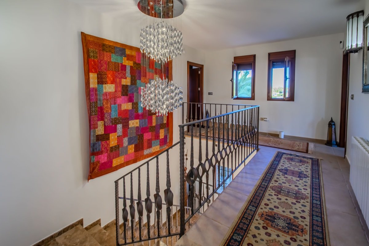 Villa a Torremendo, Alicante, Spagna 6 camere da letto, 350 mq. N° 195440