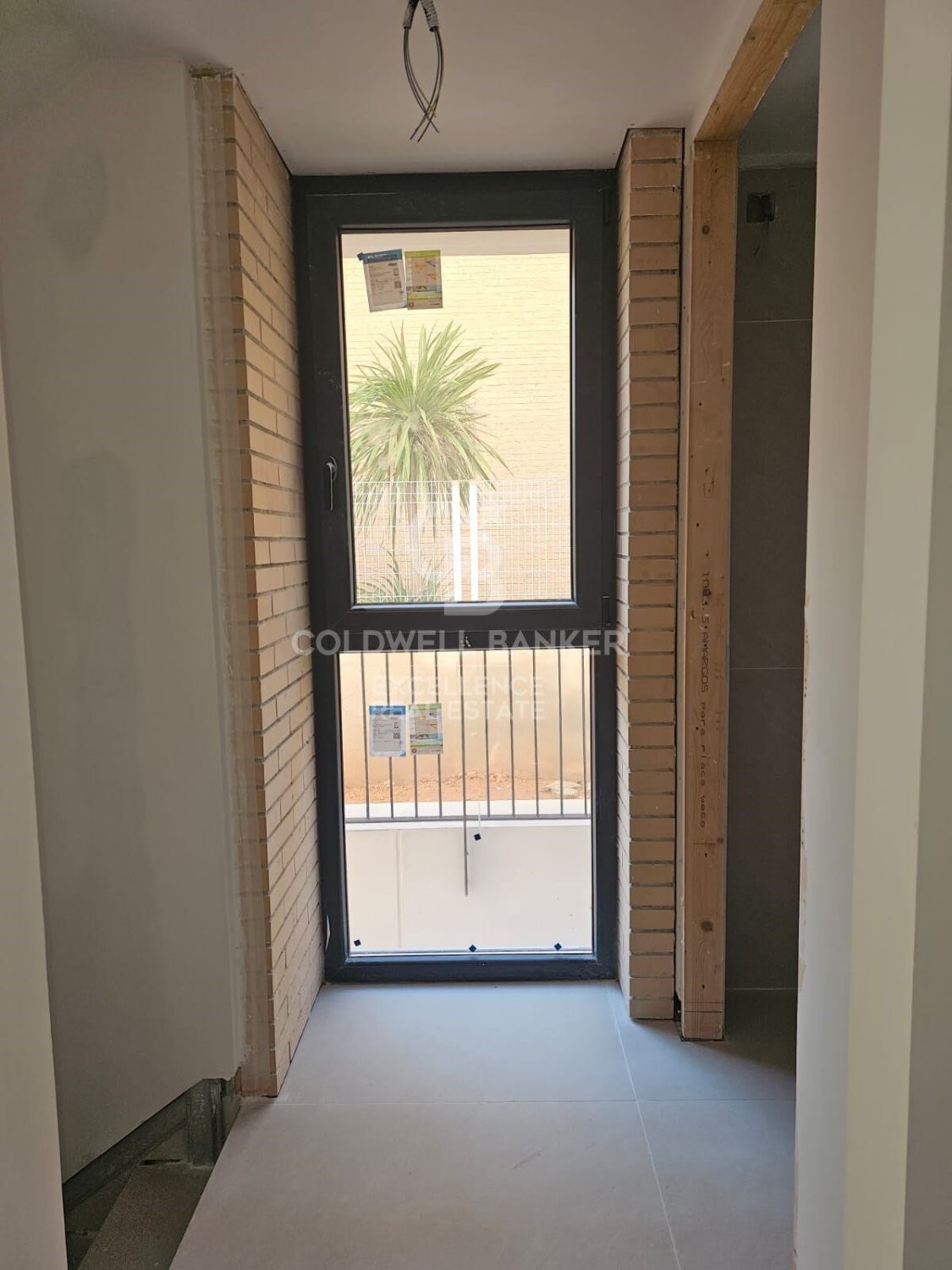 Kaupunkipientalo Benisano, Valencia, Espanja 3 makuuhuonetta, 270 m2 No. 157367