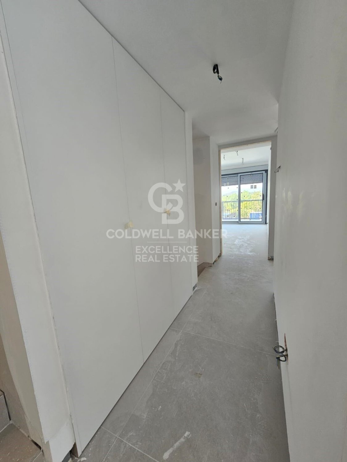 Kaupunkipientalo Benisano, Valencia, Espanja 3 makuuhuonetta, 270 m2 No. 157367