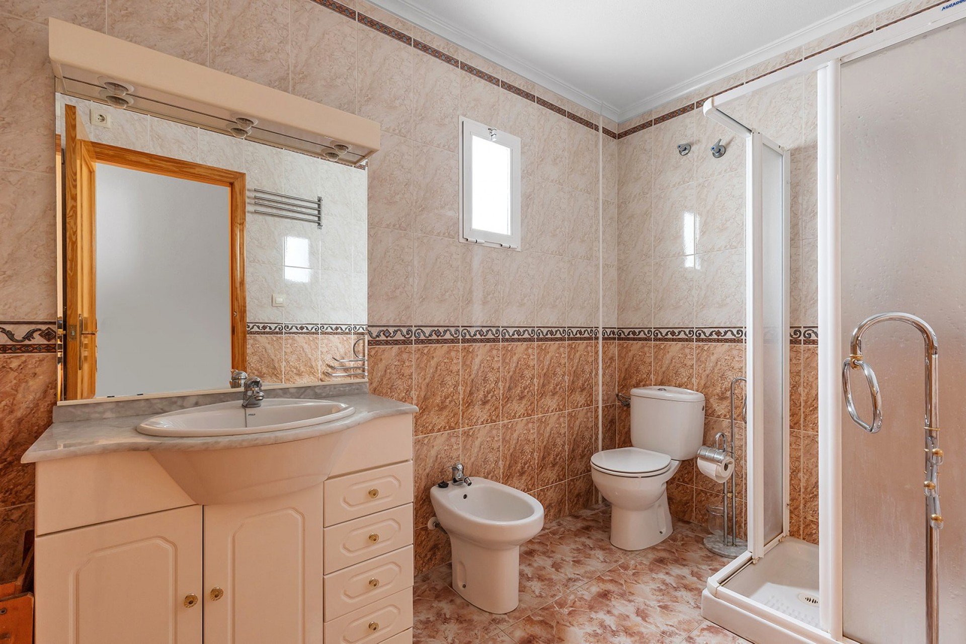 Apartamento en La Mata, Alicante, España 2 dormitorios, 77 m2 No. 194897