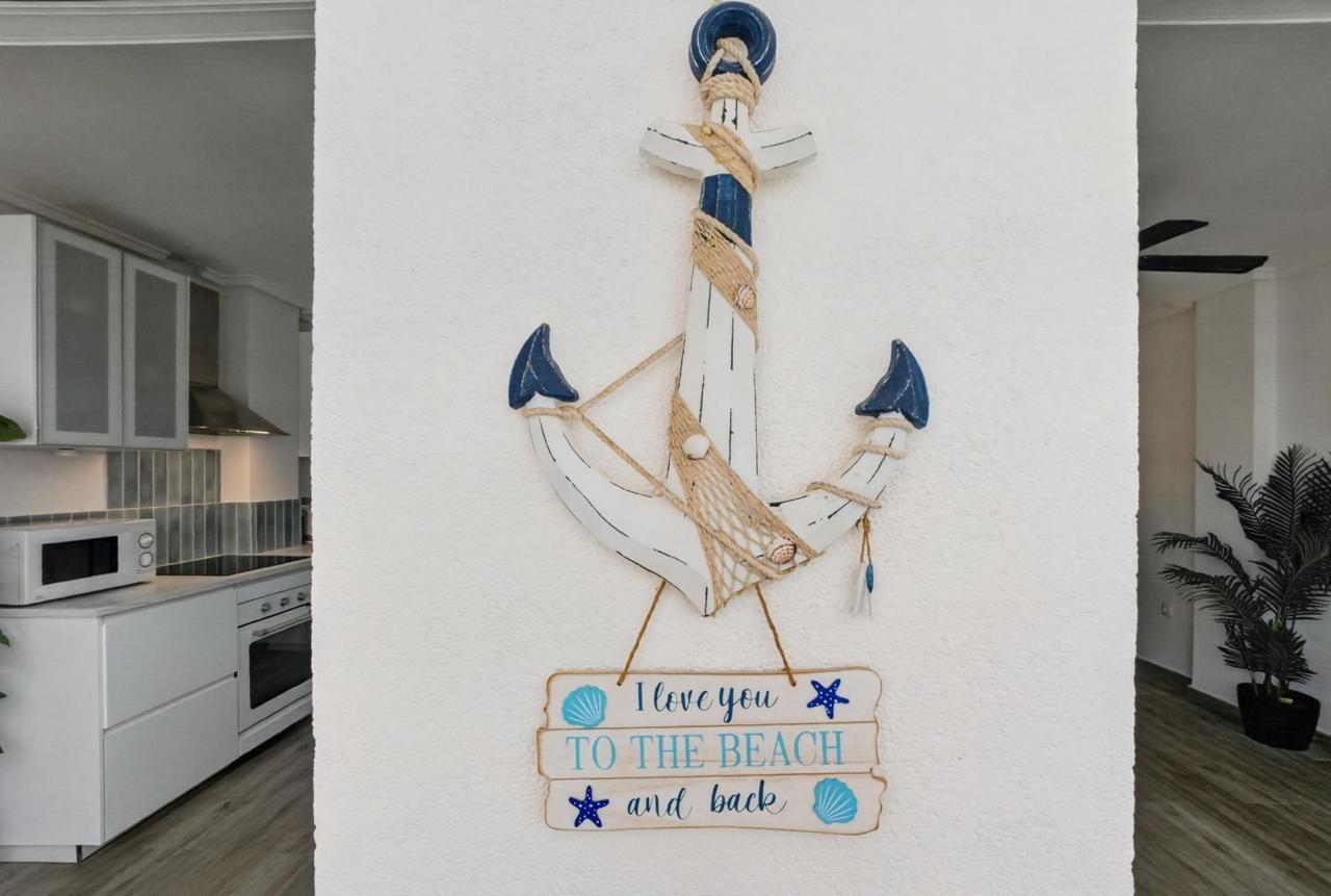Apartment in Torrevieja, Alicante, Spain 3 bedrooms, 117 sq.m. No. 194899