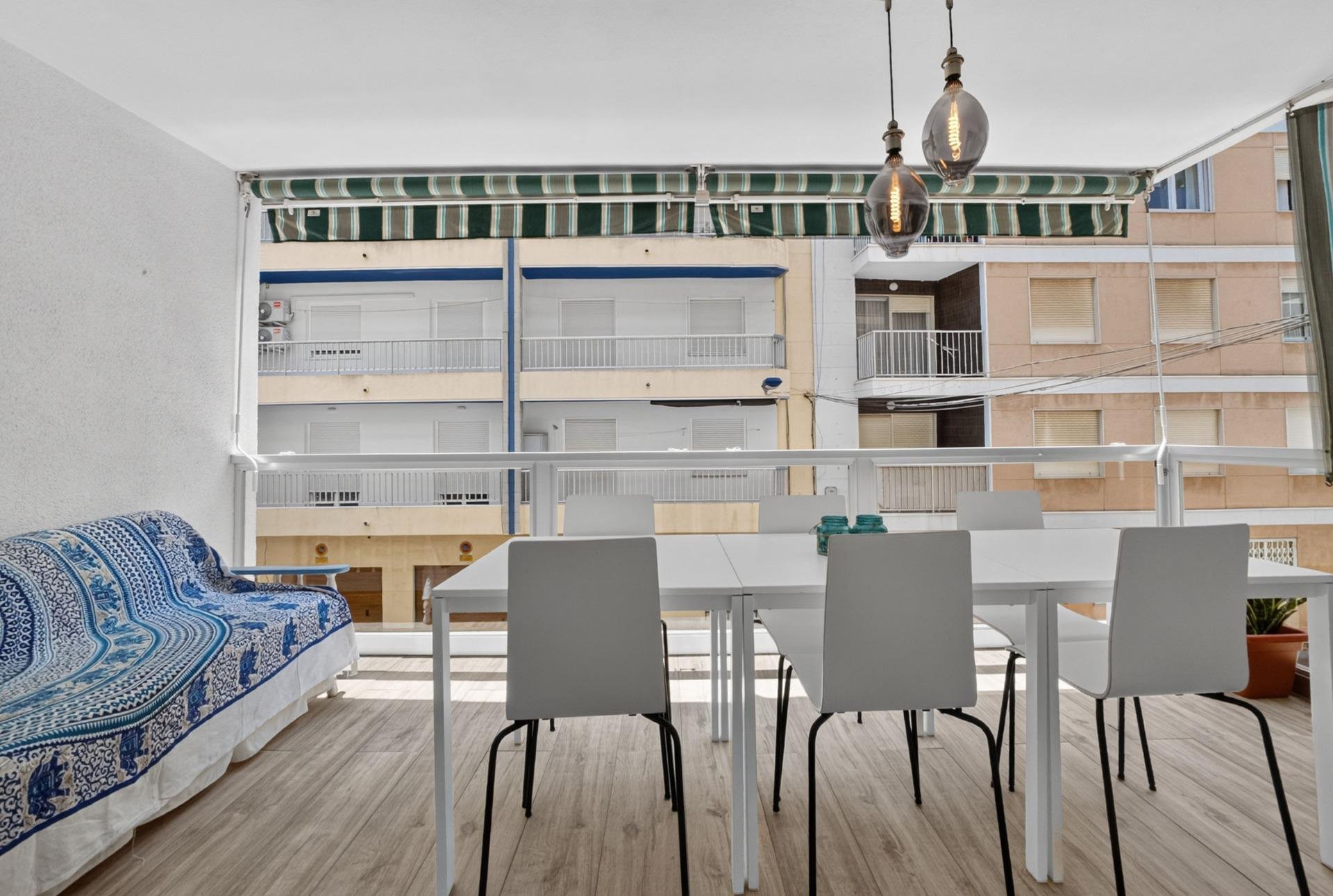 Apartment in Torrevieja, Alicante, Spain 3 bedrooms, 117 sq.m. No. 194899