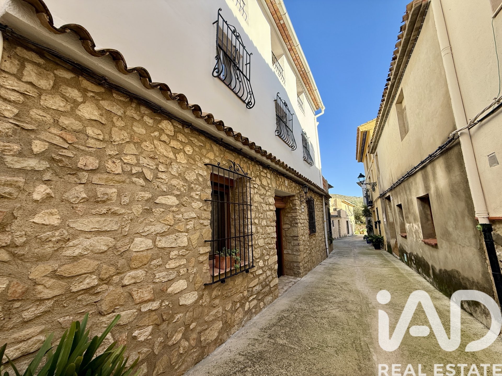Villa in Vall De Gallinera, Alicante, Spain 6 bedrooms, 400 sq.m. No. 152538