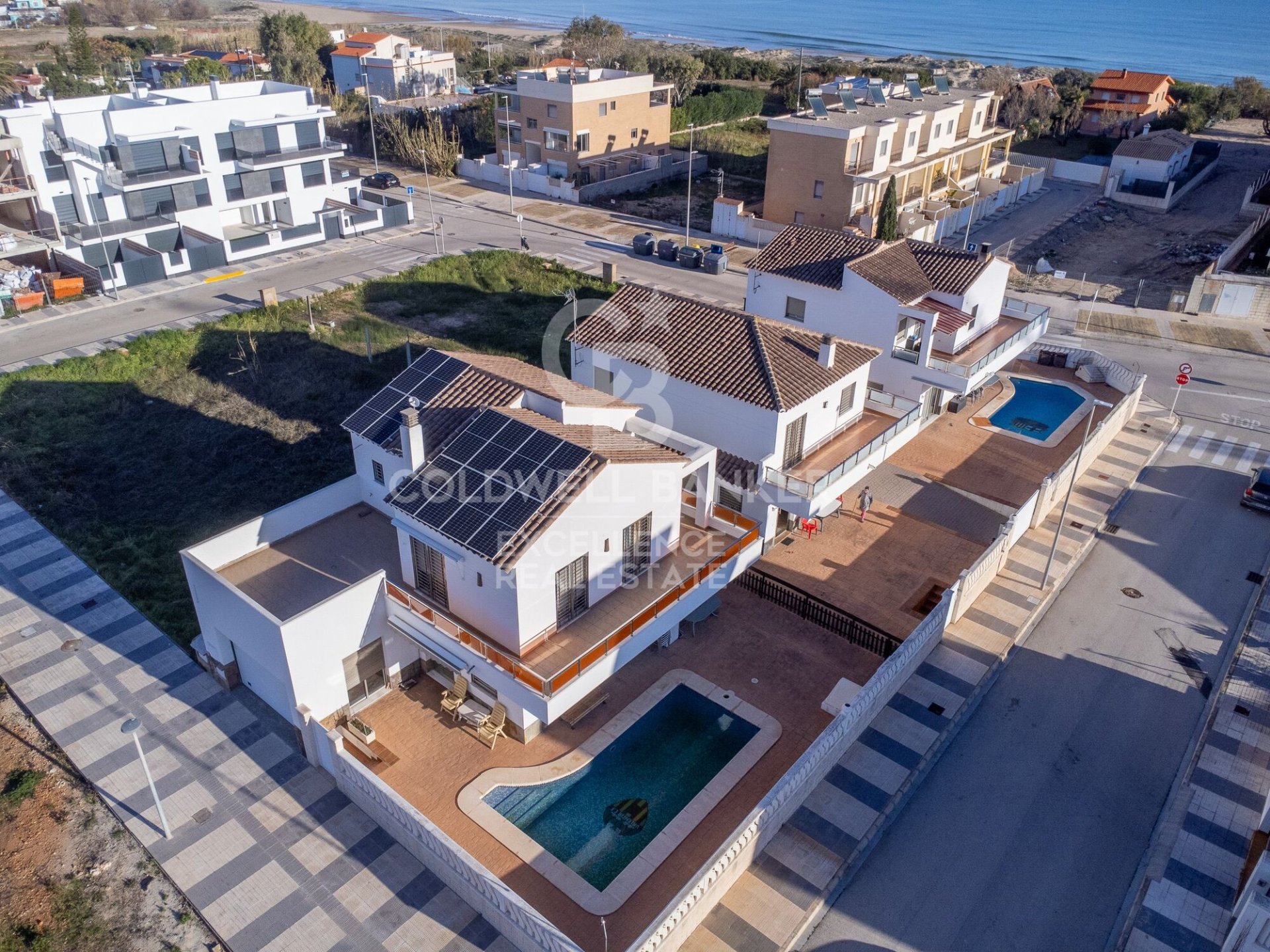 Villa i Oliva, Valencia, Spanien 3 sovrum, 207 kvm. Nr. 156989
