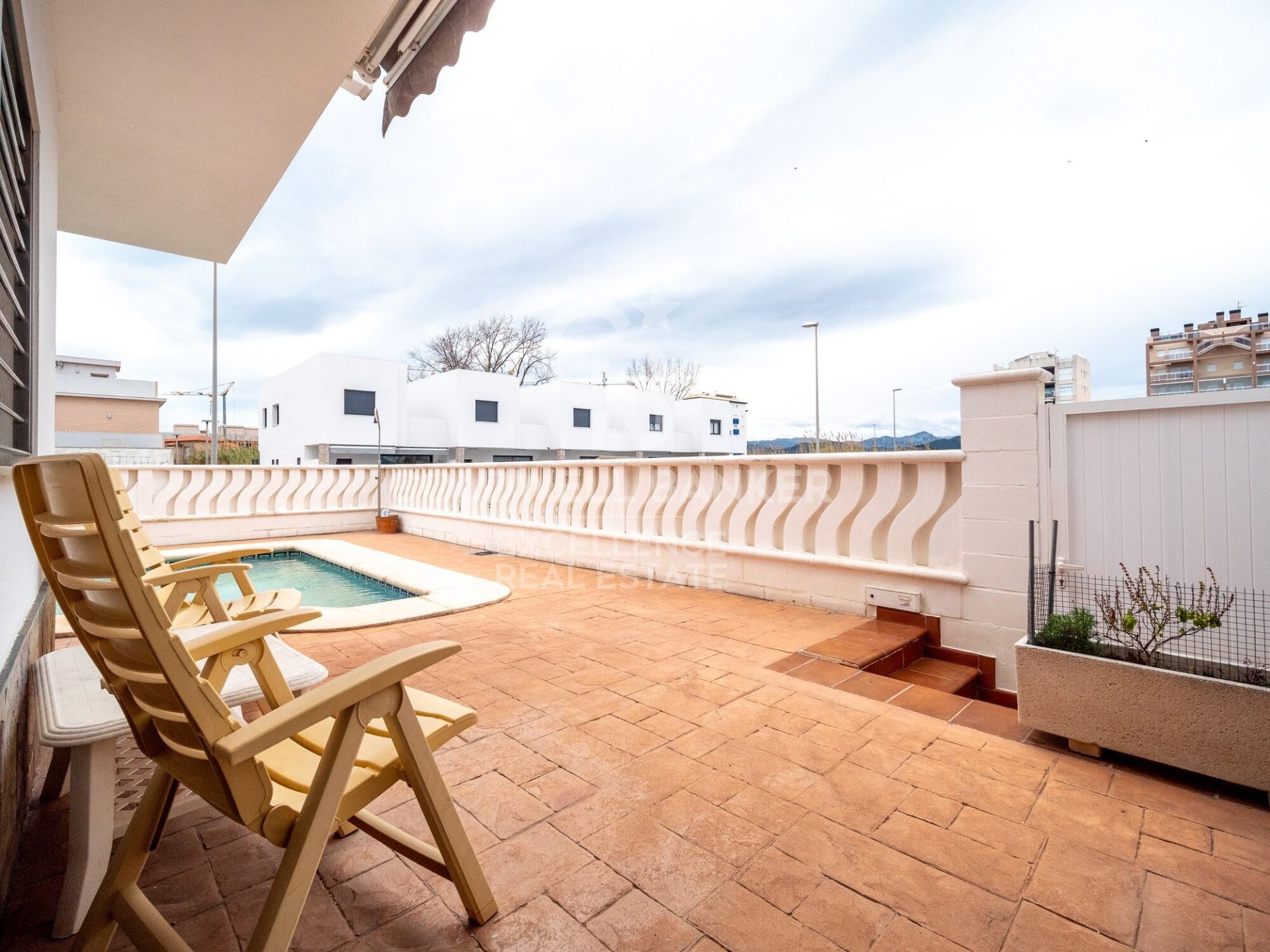 Villa i Oliva, Valencia, Spanien 3 sovrum, 207 kvm. Nr. 156989