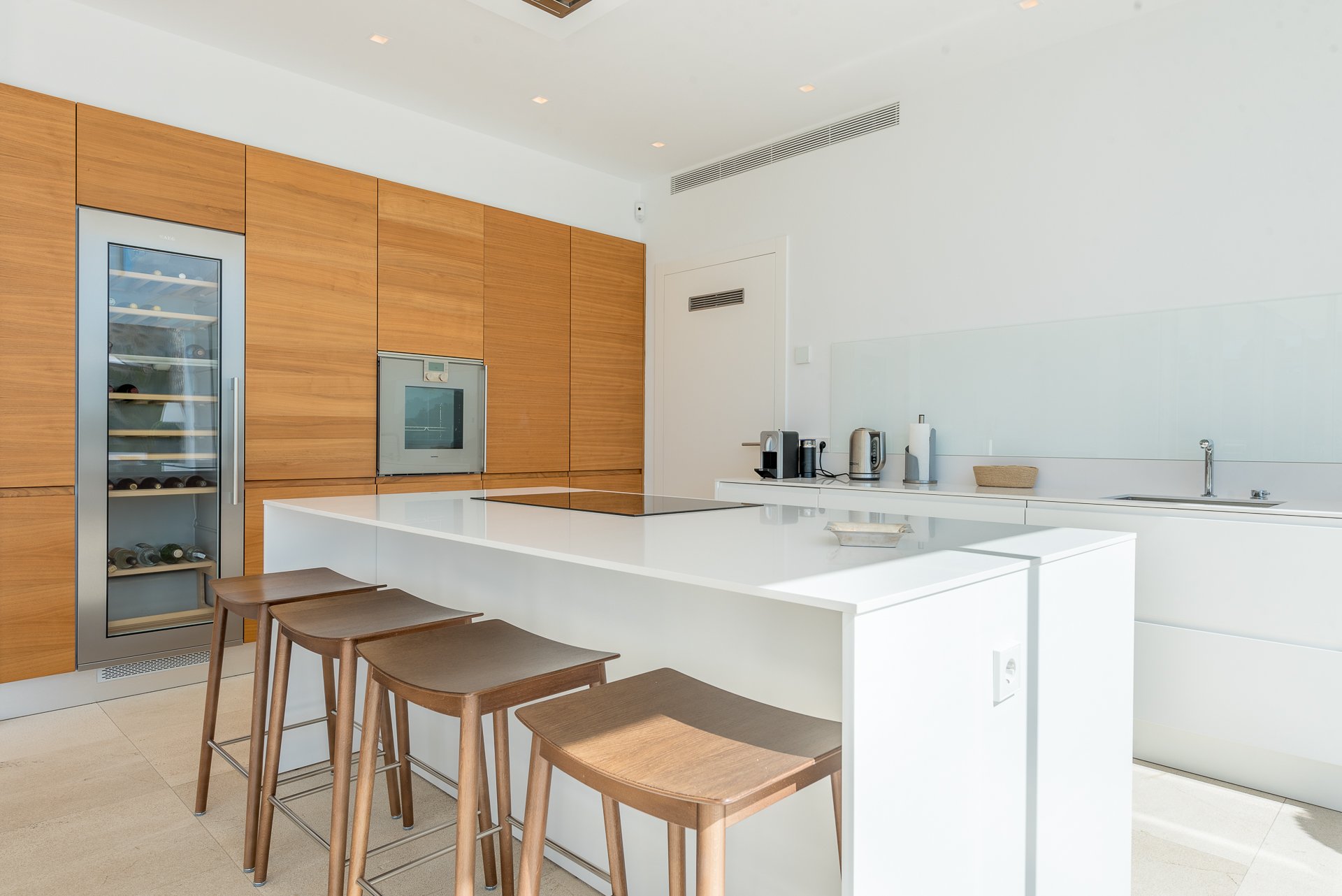Huvila Mallorca, Espanja 4 makuuhuonetta, 330 m2 No. 193645