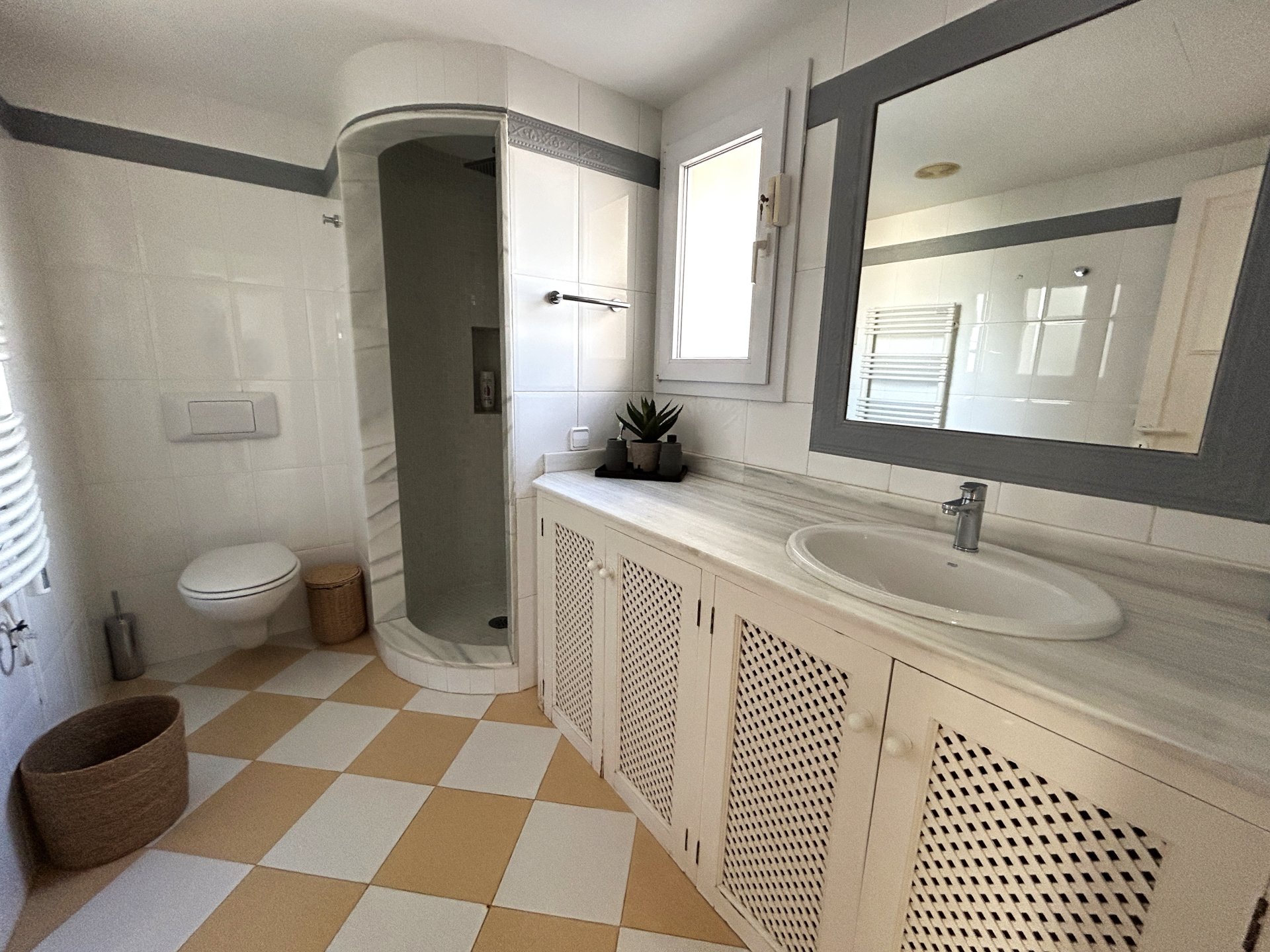 Villa in Mallorca, Spain 5 bedrooms, 350 sq.m. No. 193646