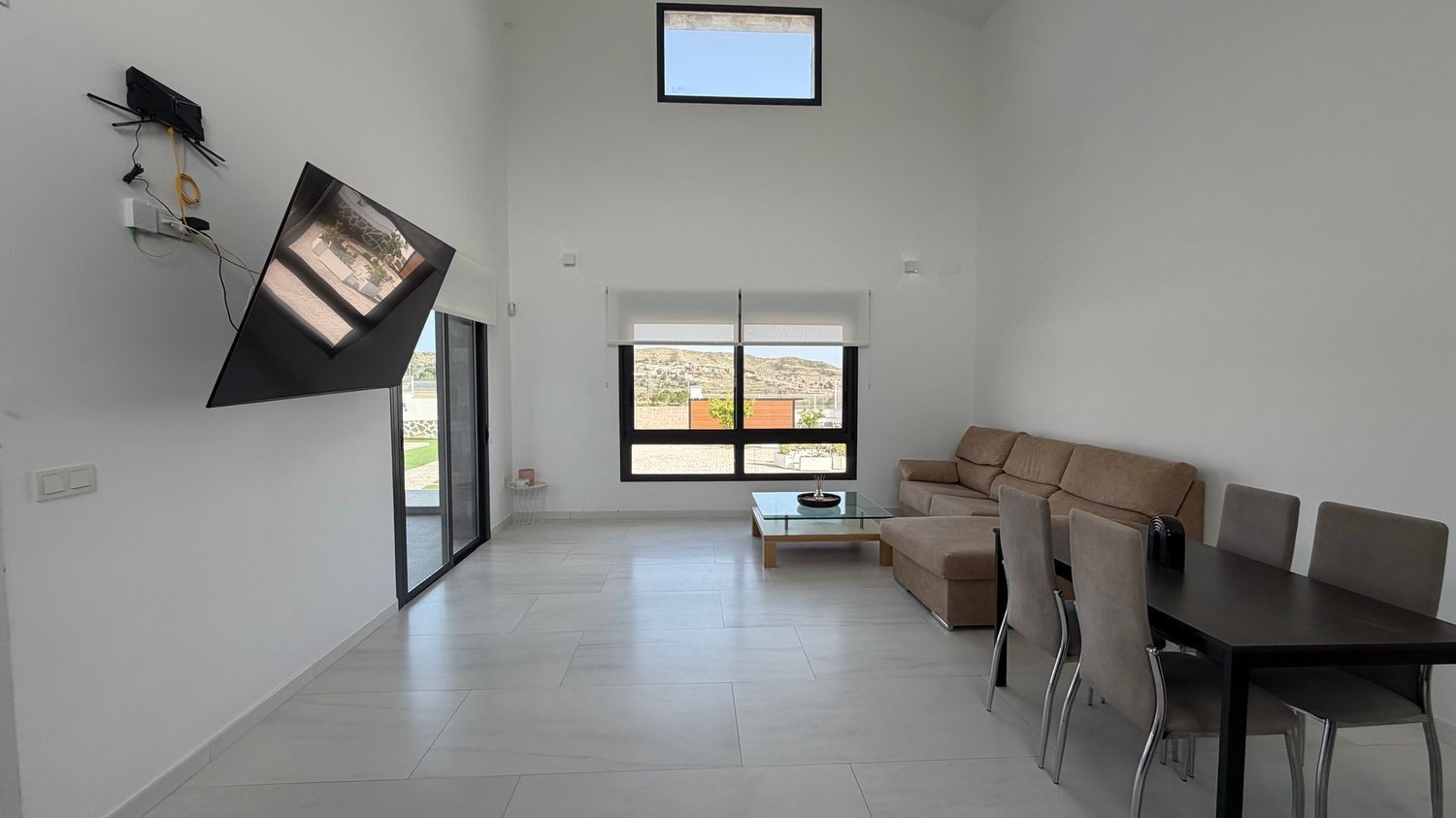 Villa en Busot, Alicante, España 4 dormitorios, 161 m2 No. 193643