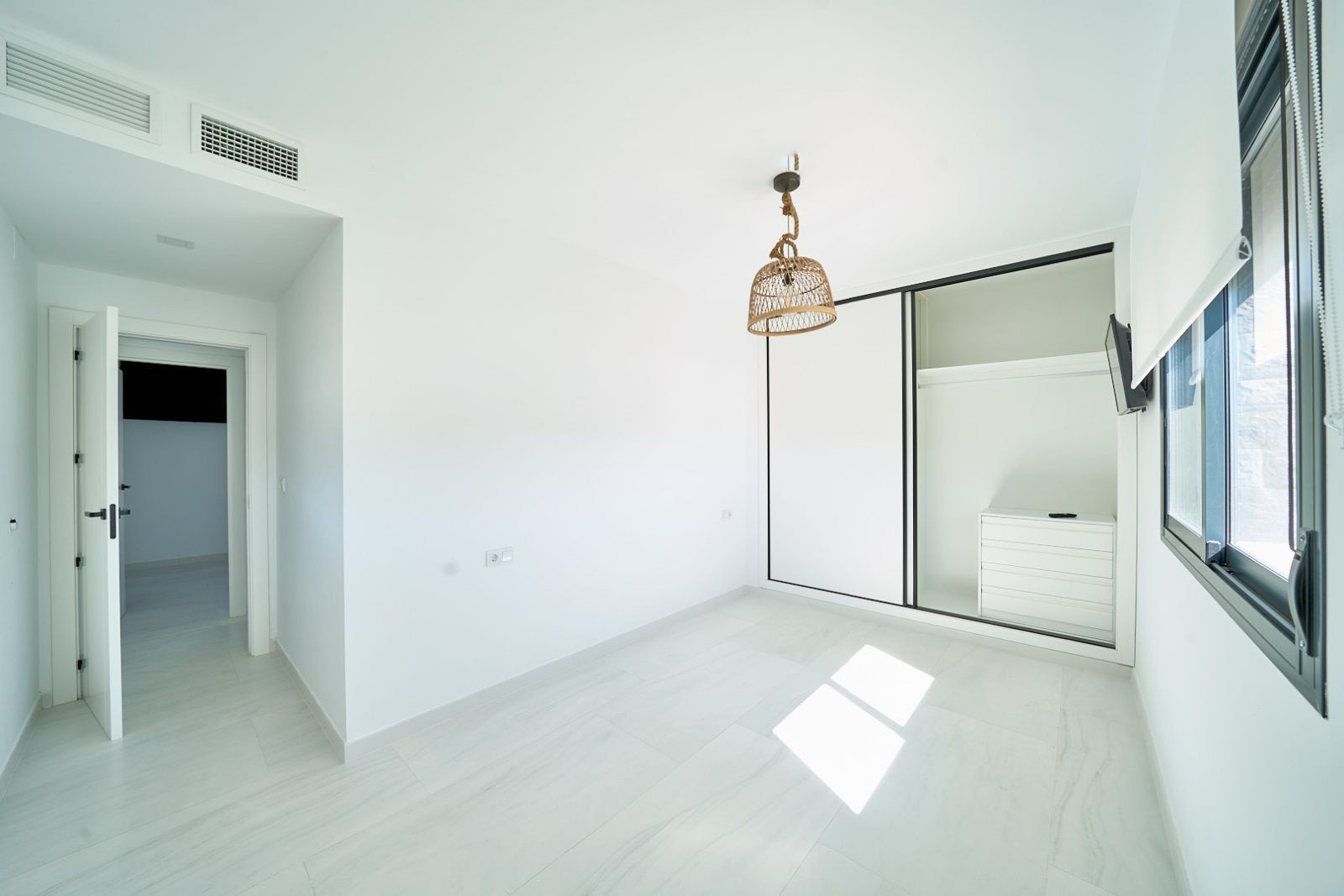Villa en Busot, Alicante, España 4 dormitorios, 161 m2 No. 193643