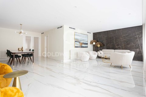 Apartment à Barcelona, Espagne 5 chambres, 197 m2 No. 159040
