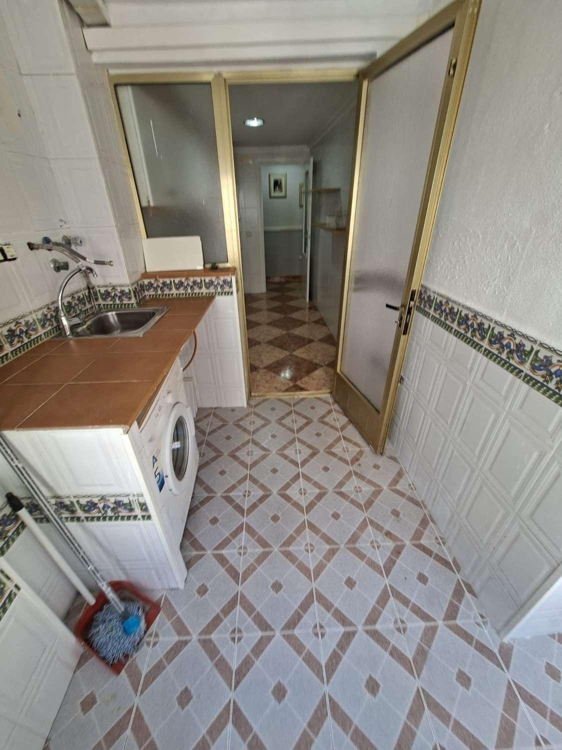 Lägenhet i Torrevieja, Alicante, Spanien 3 sovrum, 91 kvm. Nr. 184315